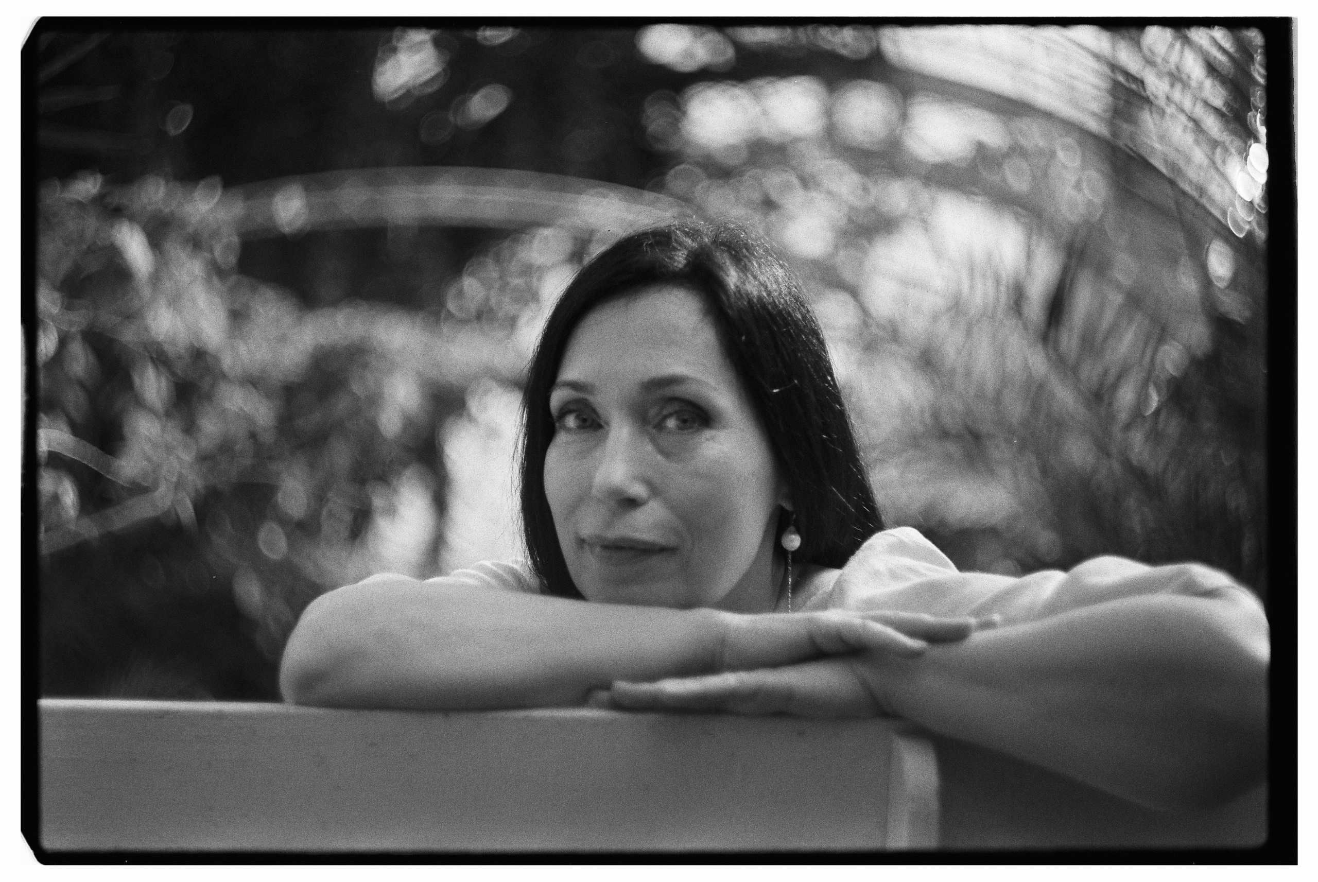 Портретная фотосессия на пленку в Оранжерее Таврического сада, СПб. Светлана Гопанюк. Портретный фотограф. Санкт-Петербург. СПб