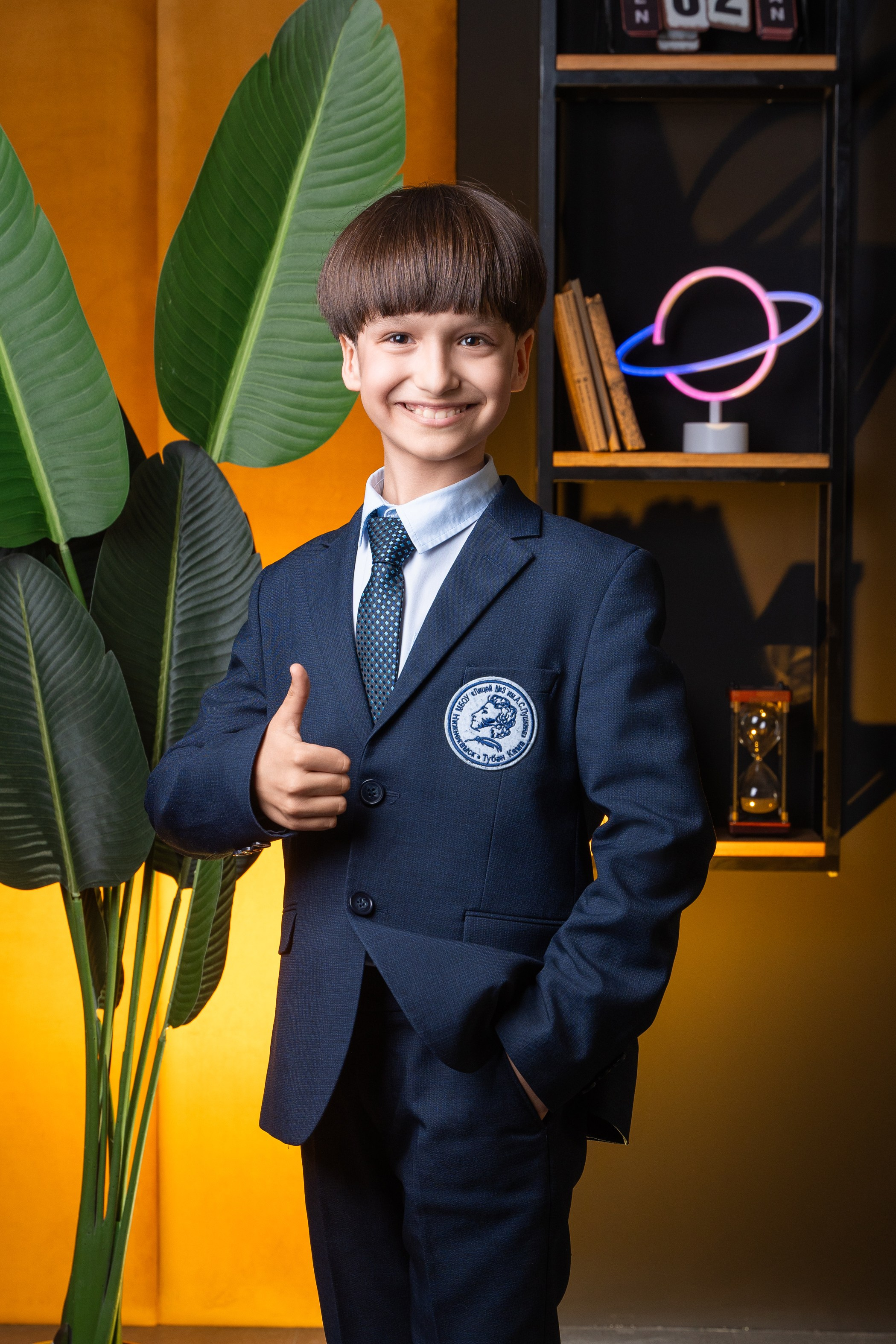 Выпускная фотосессия в фотостудии. Выпускные альбомы Нижнекамск Набережные Челны Фотостудия Небо