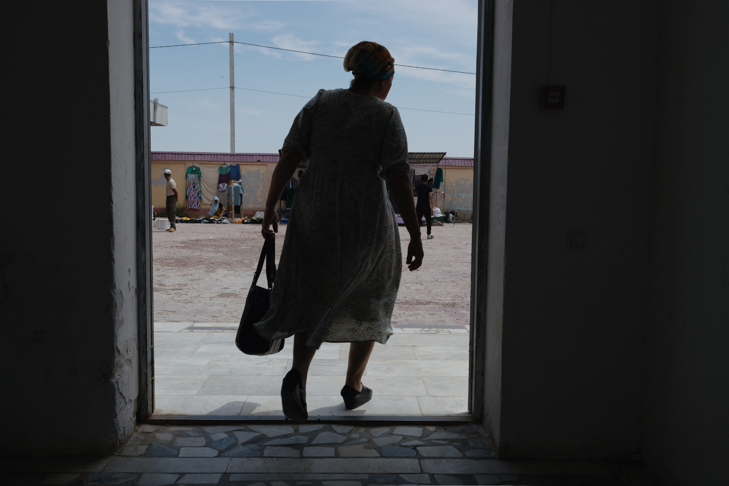 Uzbekistan daily. Commerce & art photographer