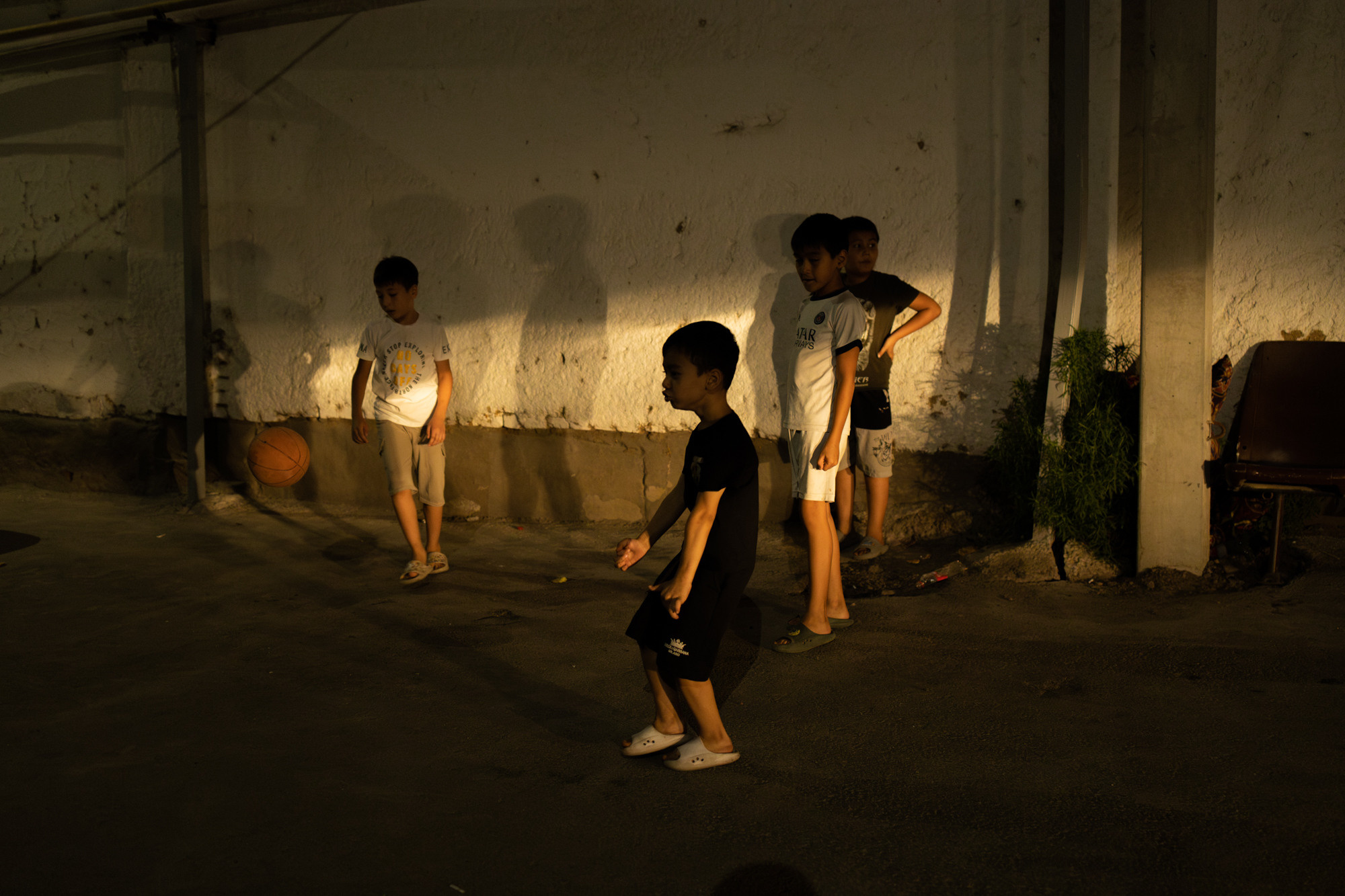 Uzbekistan daily. Commerce & art photographer