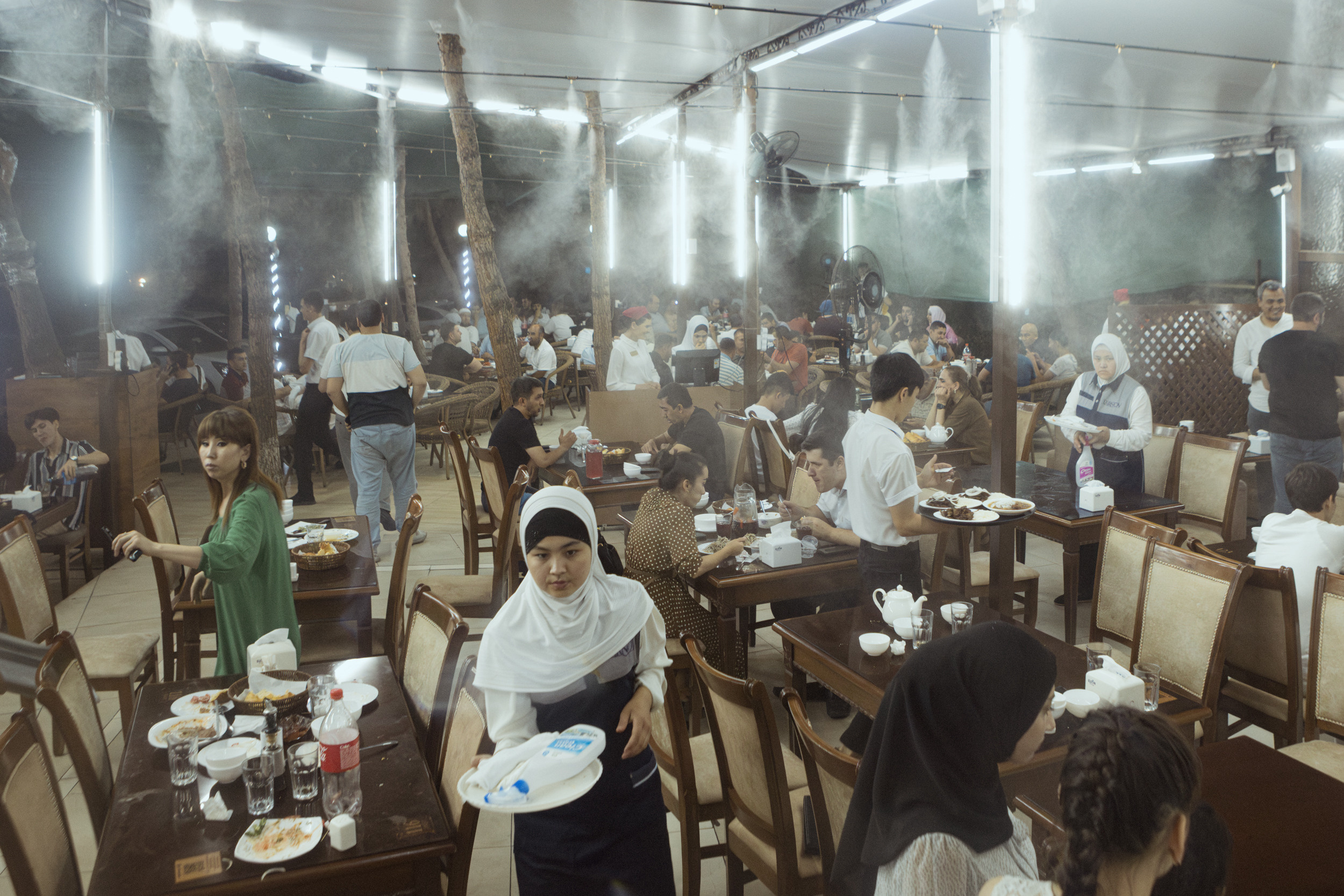 Uzbekistan daily. Commerce & art photographer