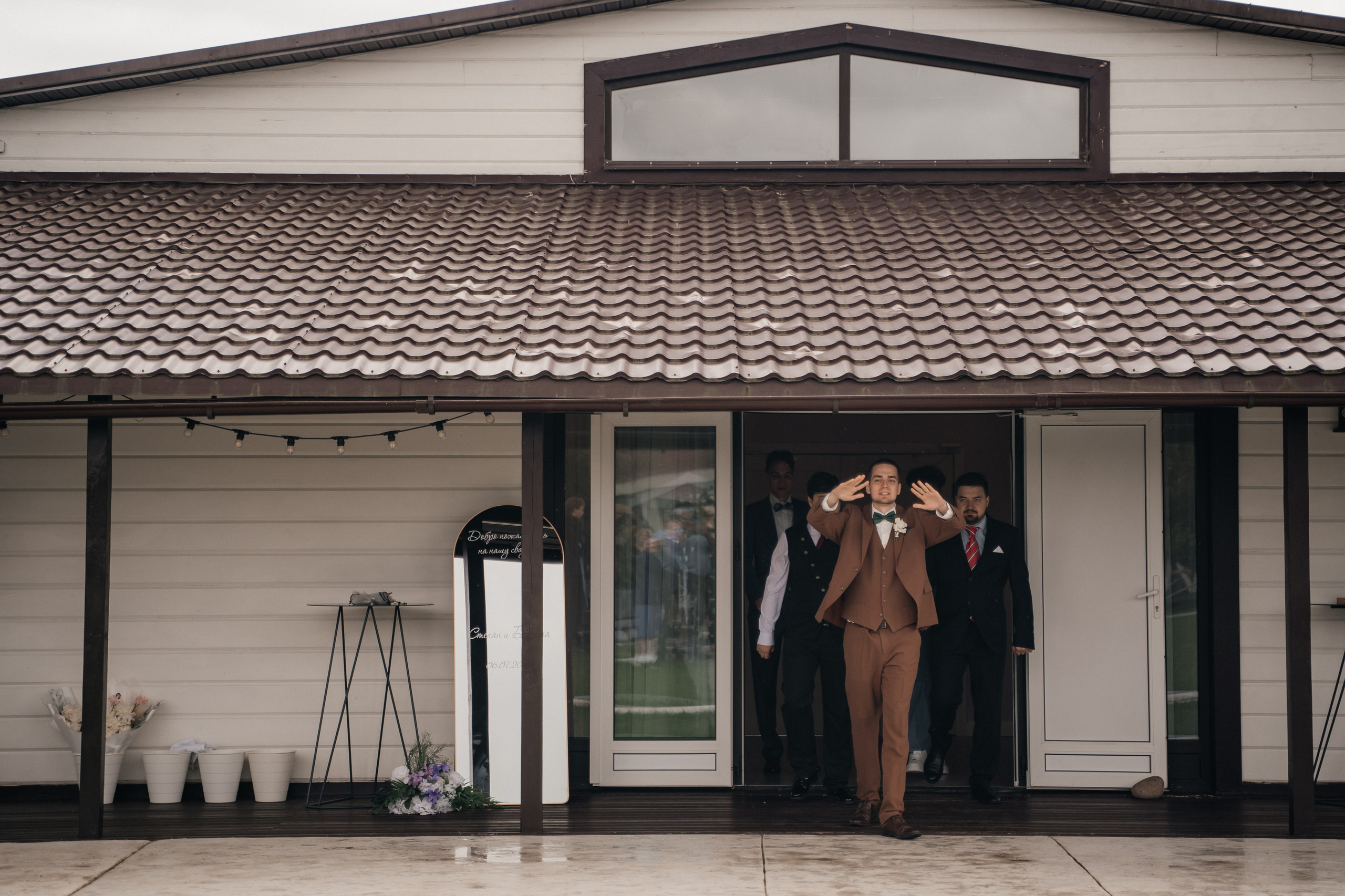 Wedding «Laugh and cry». Свадебные фотограф и видеограф Наталья и Анатолий Новиковы СПб