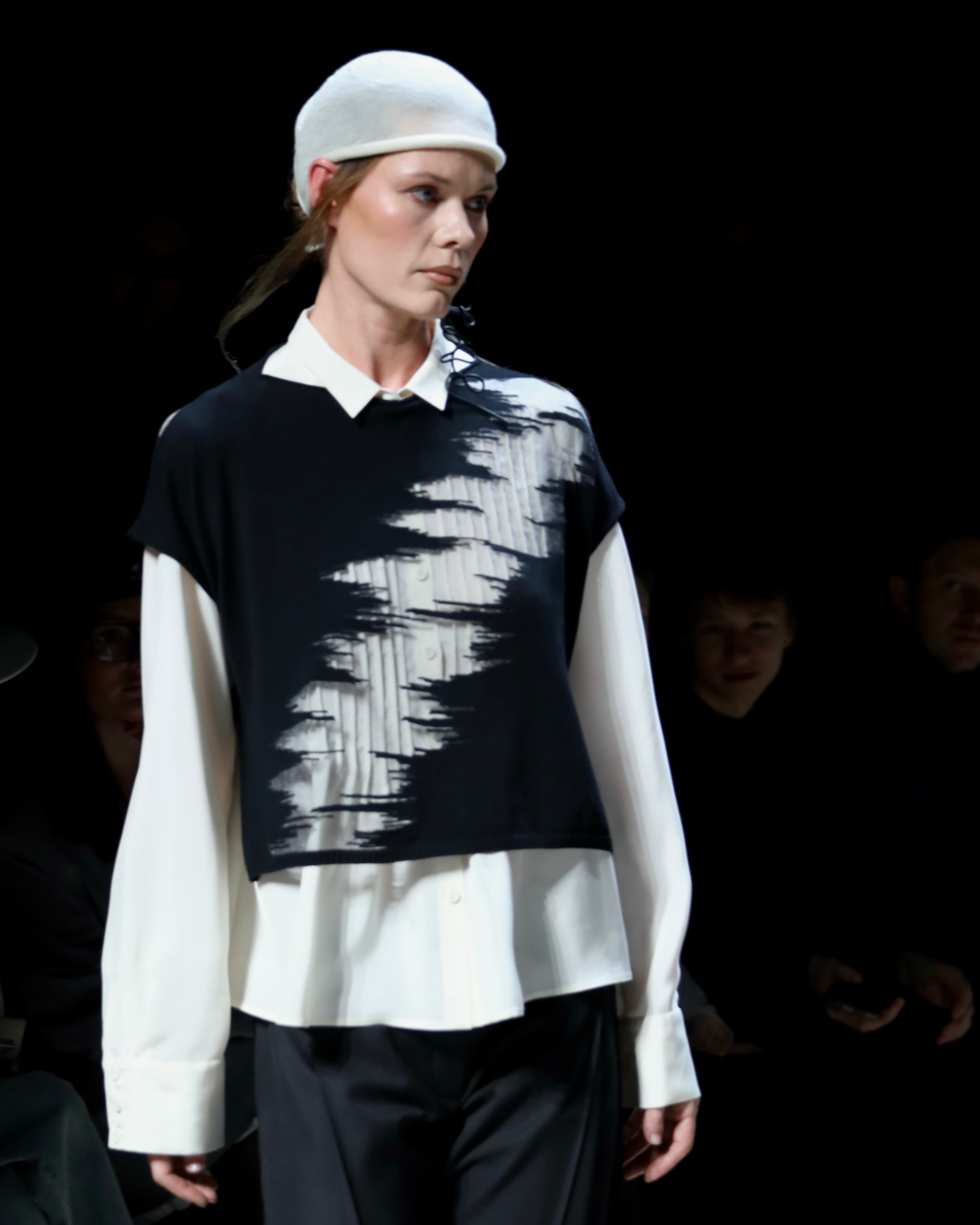 Коллекции Lesel (Москва): MFW 15 марта 2025 года. Фотосессии и репортаж — Фотограф в Москве — Рина Серёгина