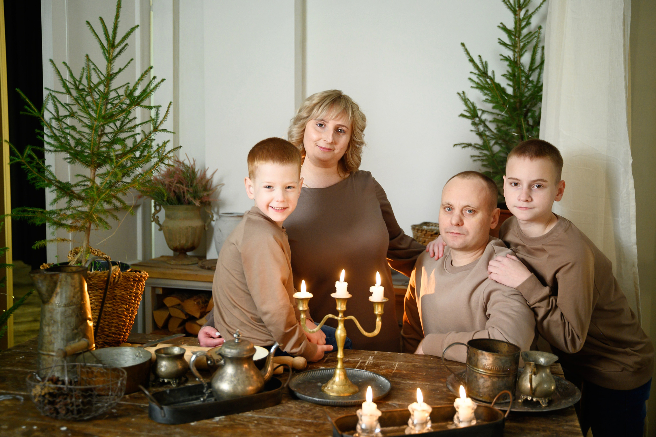 Новогодняя 2025-26 «Файн-Арт. Фотограф новорожденных, семейный детский в Тюмени Татьяна Морозова