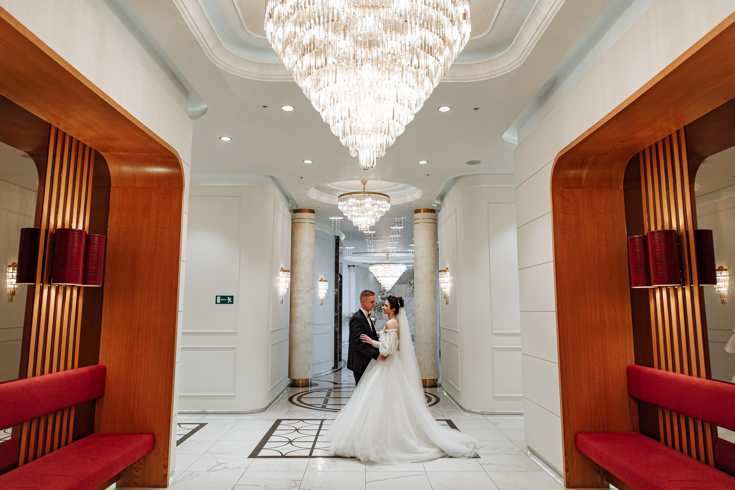 ЗАГС в ТЦ Вегас Крокус сити, регистрация брака, фото, видео. Свадебный фотограф Москва и МО Сергей Киржаев