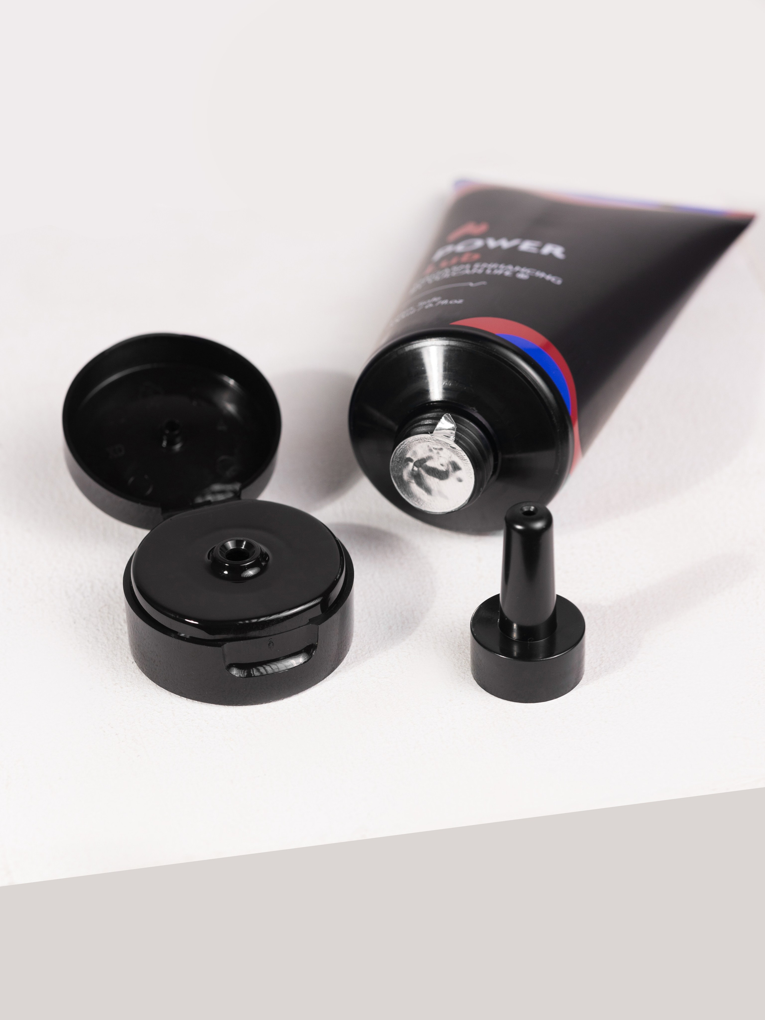 Лубрикант для маркетплейса. Портретный и репортажный фотограф в Казани Максим Сипачев