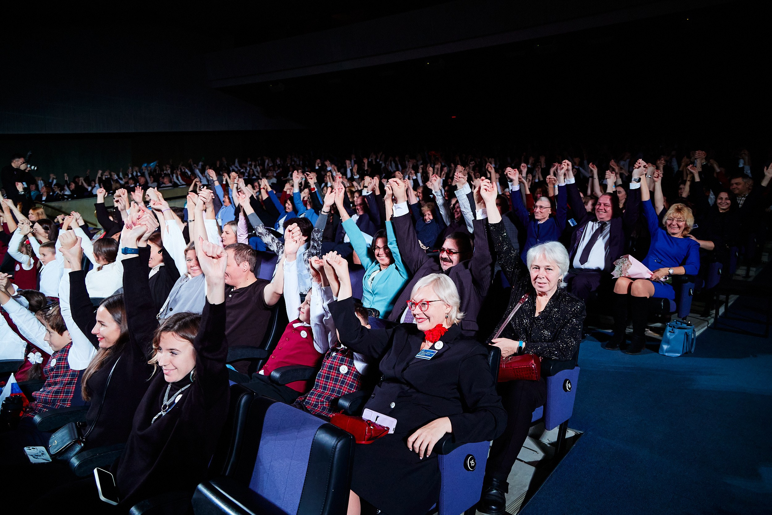30-летний юбилей гимназии № 642 «Земля и Вселенная». Алексей Соколов. Фотограф. Санкт-Петербург