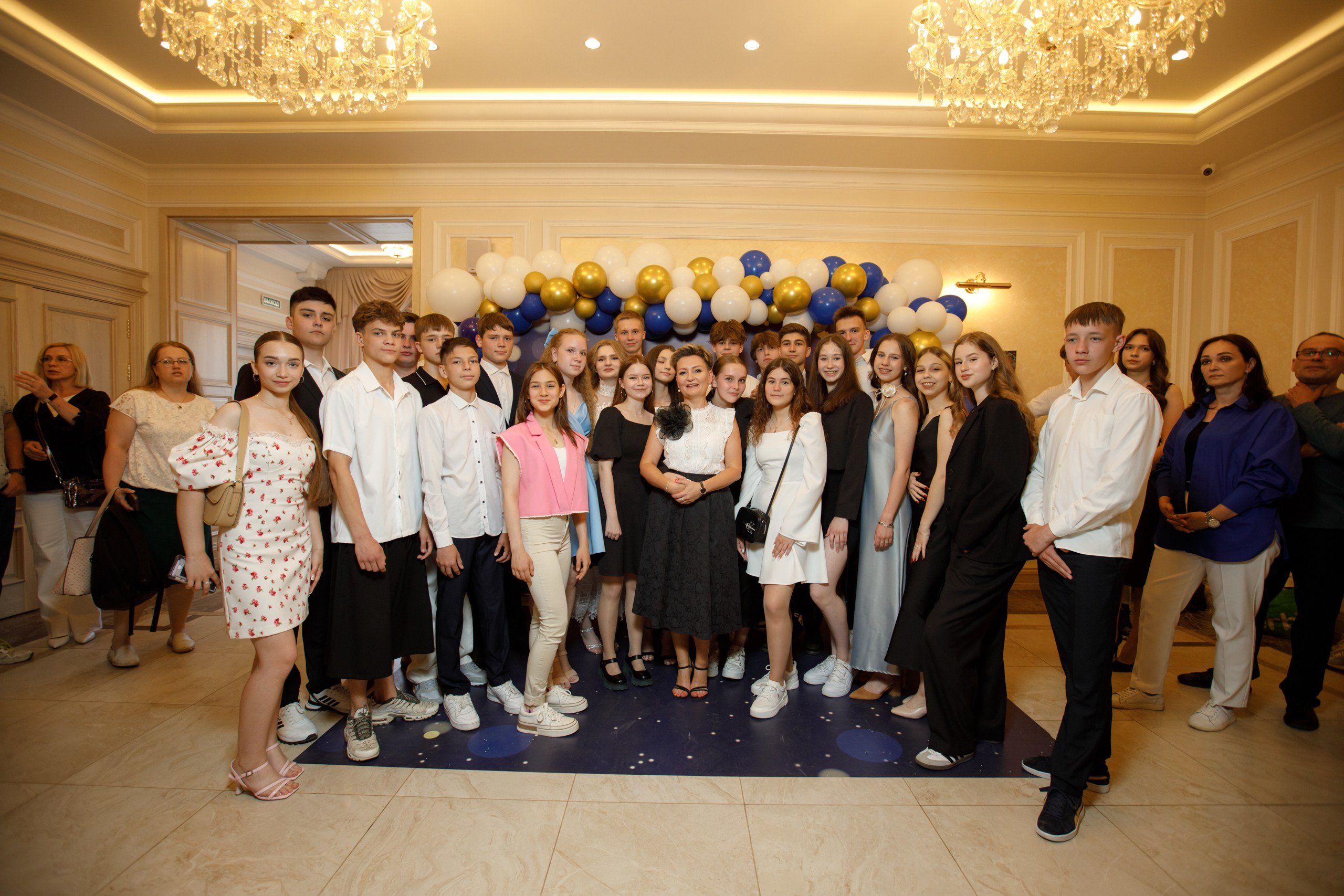 Вручение аттестатов. Свадебный фотограф в Ярославле Анастасия Архипова