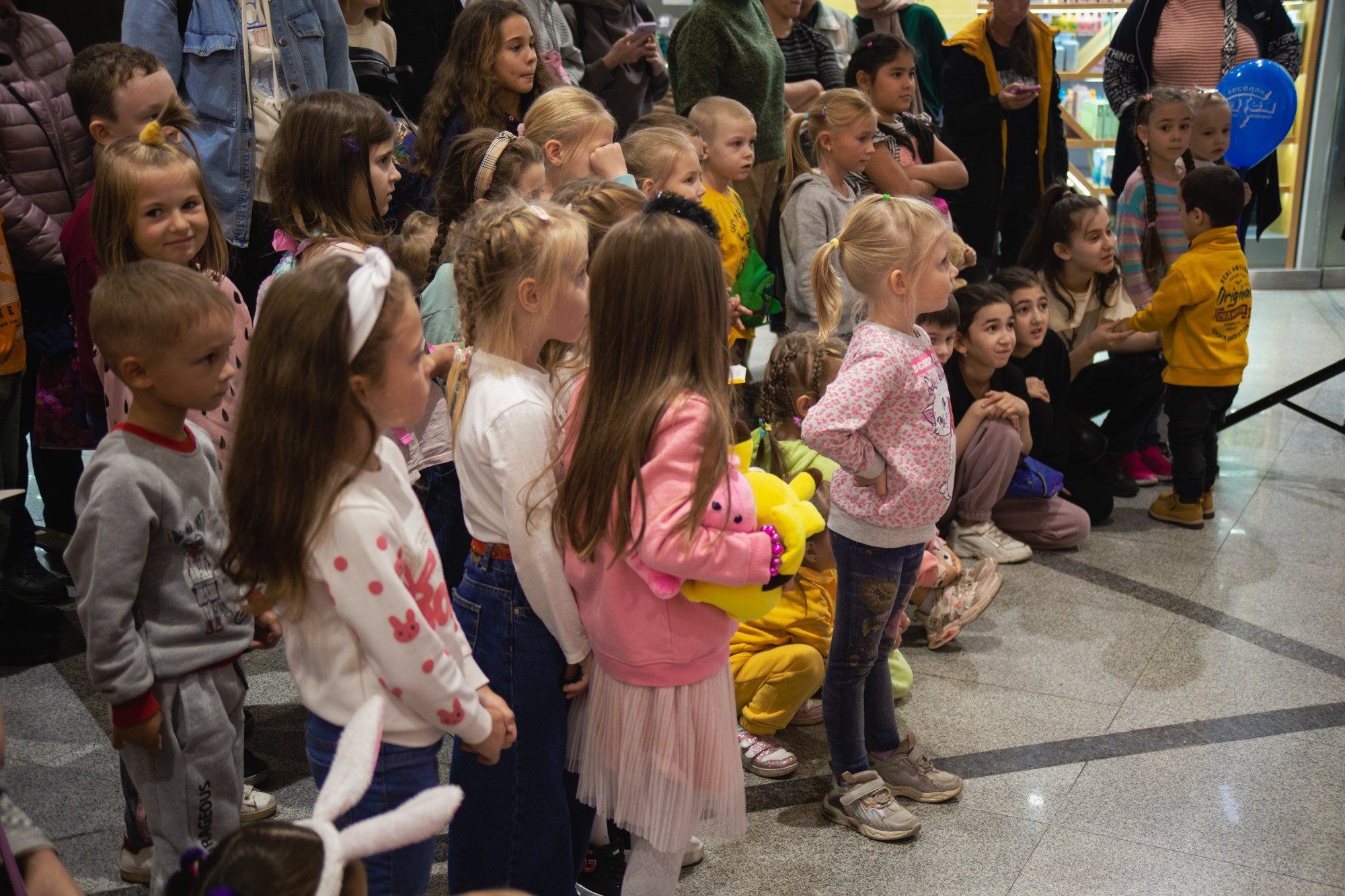 Сказка в ТЦ Океания. Репортажный и концертный фотограф в Москве Анастасия Осень