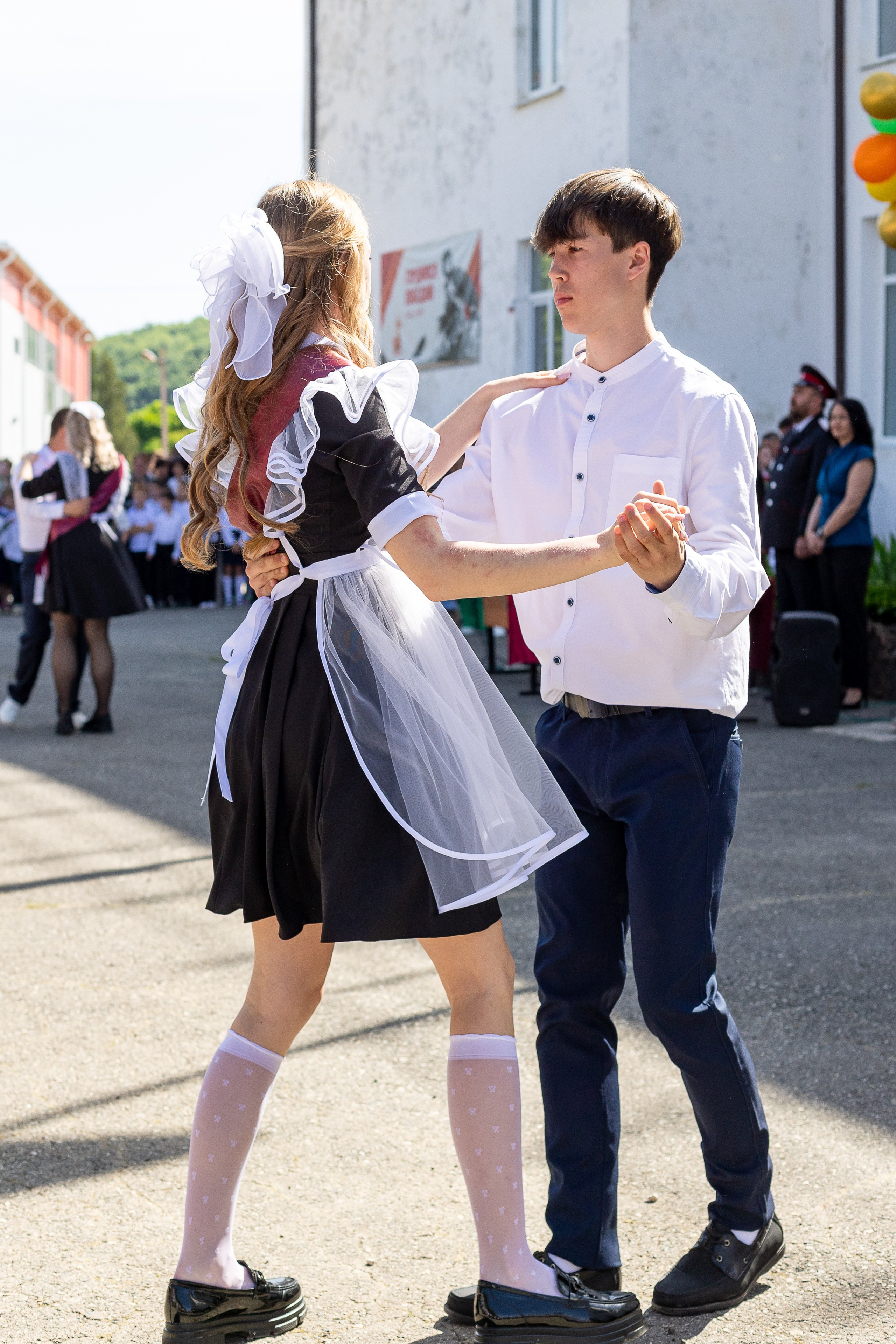 Последний звонок. Выпускные альбомы Майкоп, Краснодар Елена Золотарева