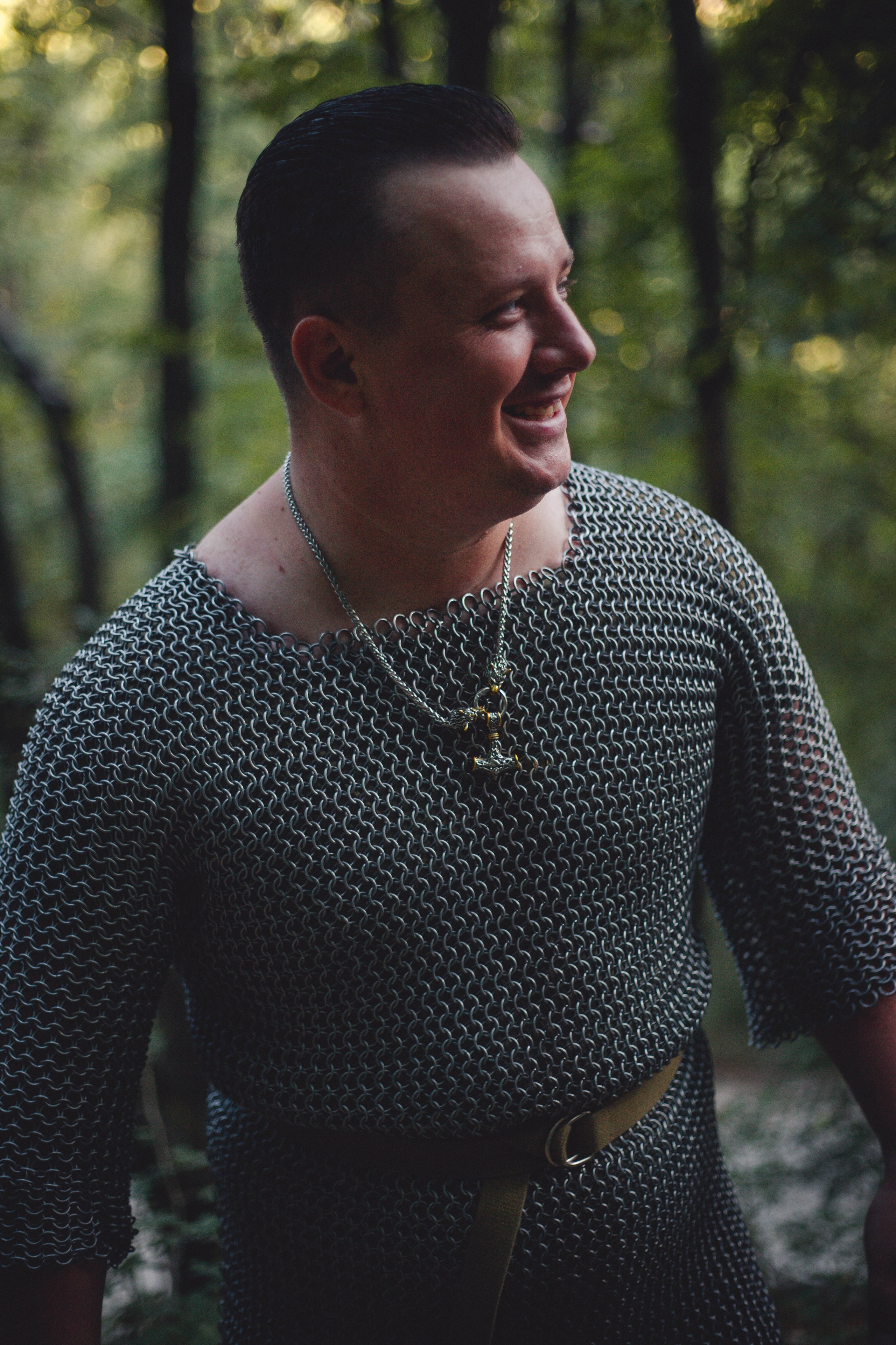 Клип. Уличный фотограф Города N