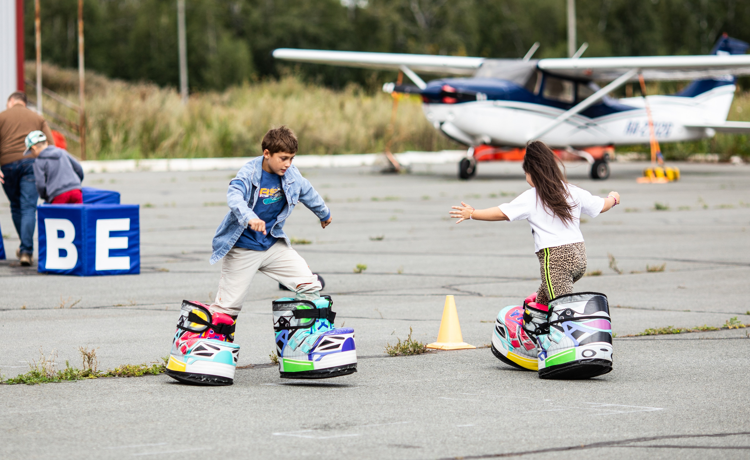 УЗСТ- Корпоративный тимбилдинг на аэродроме. Репортажный и свадебный фотограф в Челябинске Елисеев Павел