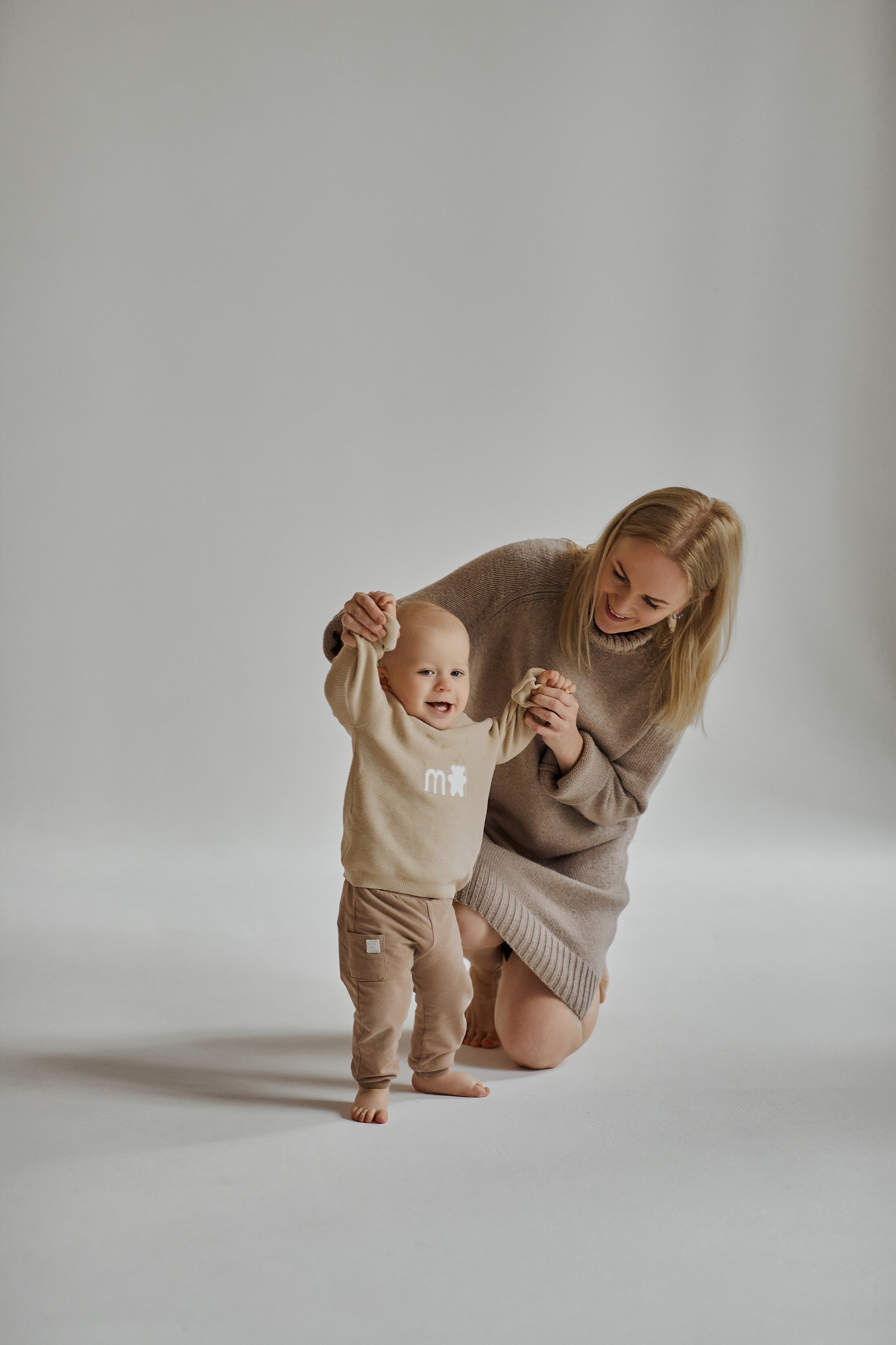 Семейная фотосессия Москва. Свадебный и семейный фотограф в Сочи-Красной поляне Ларионова Анна