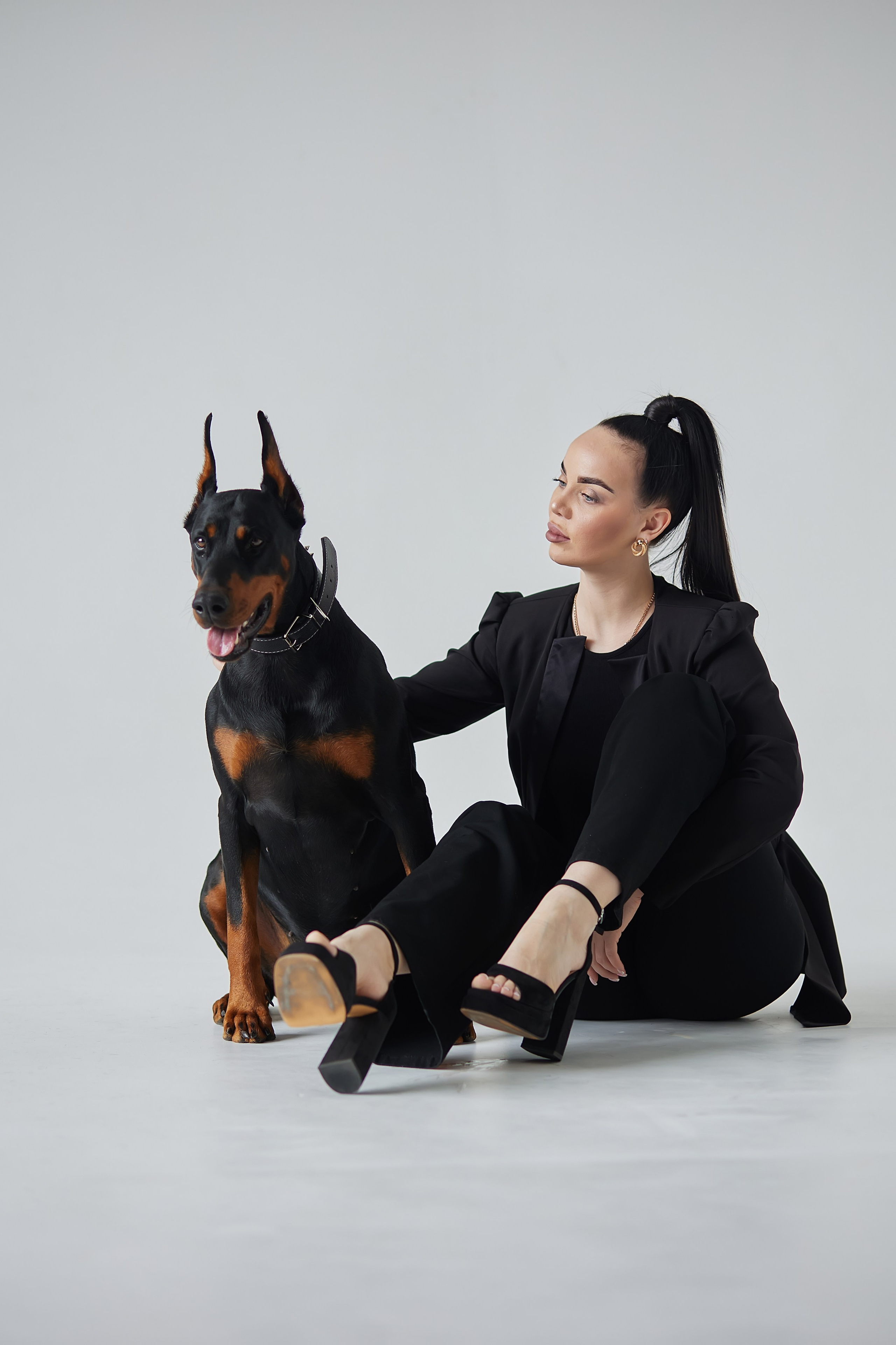 Анастасия с доберманом. Семейный и детский фотограф в Москве Шарапова Ирина