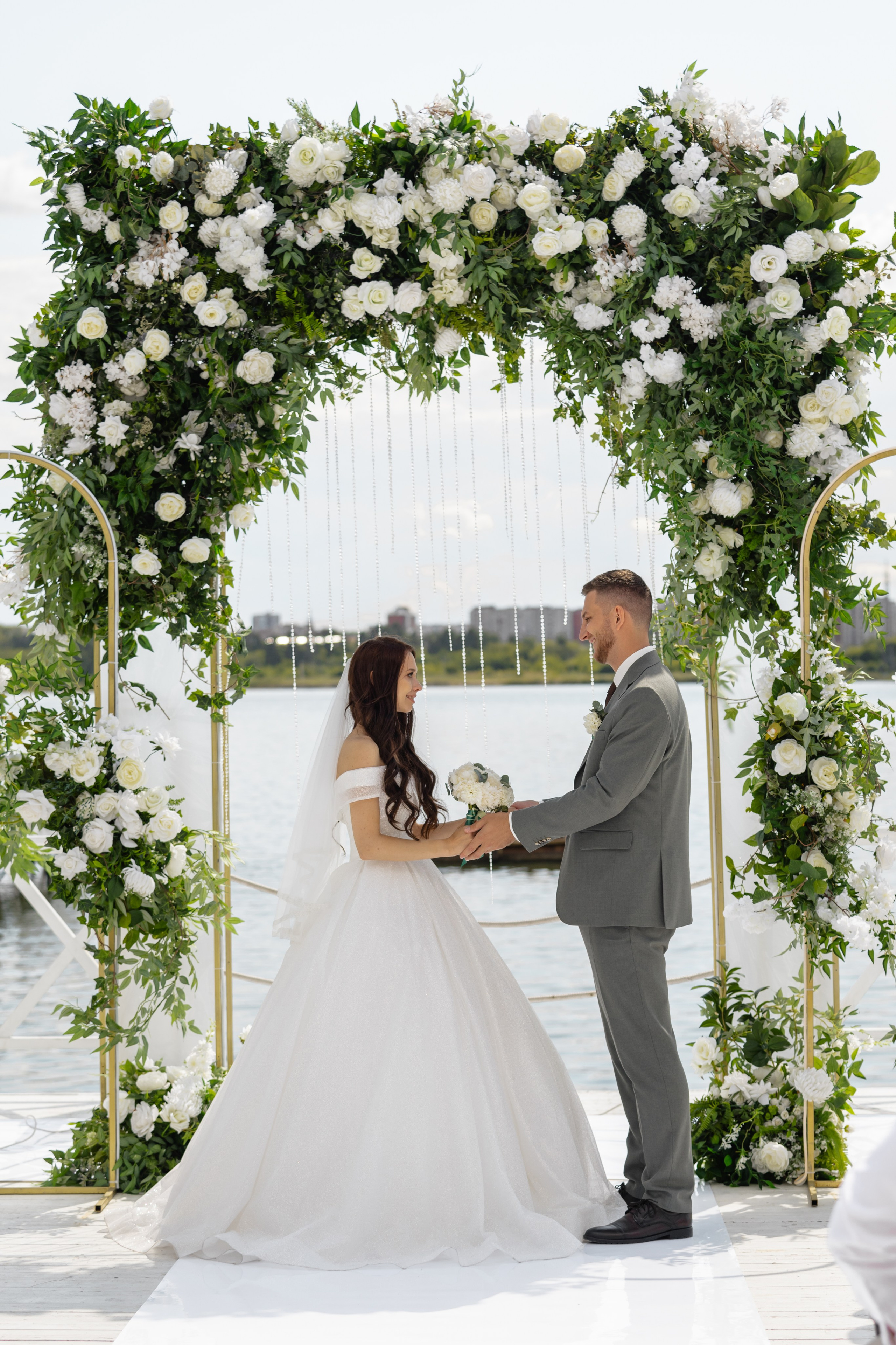 Саша и Алина. Главная