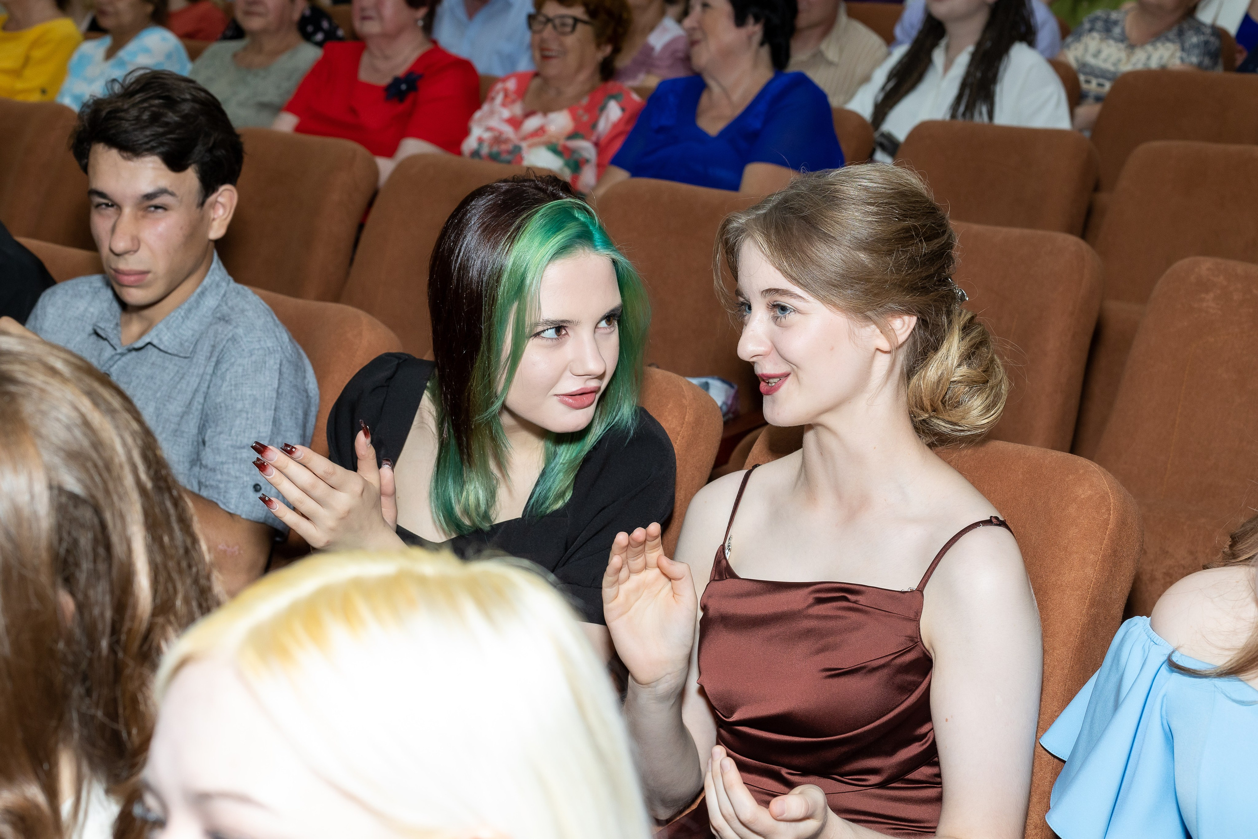 Вручение аттестата 2025. Выпускные альбомы Майкоп, Краснодар Елена Золотарева