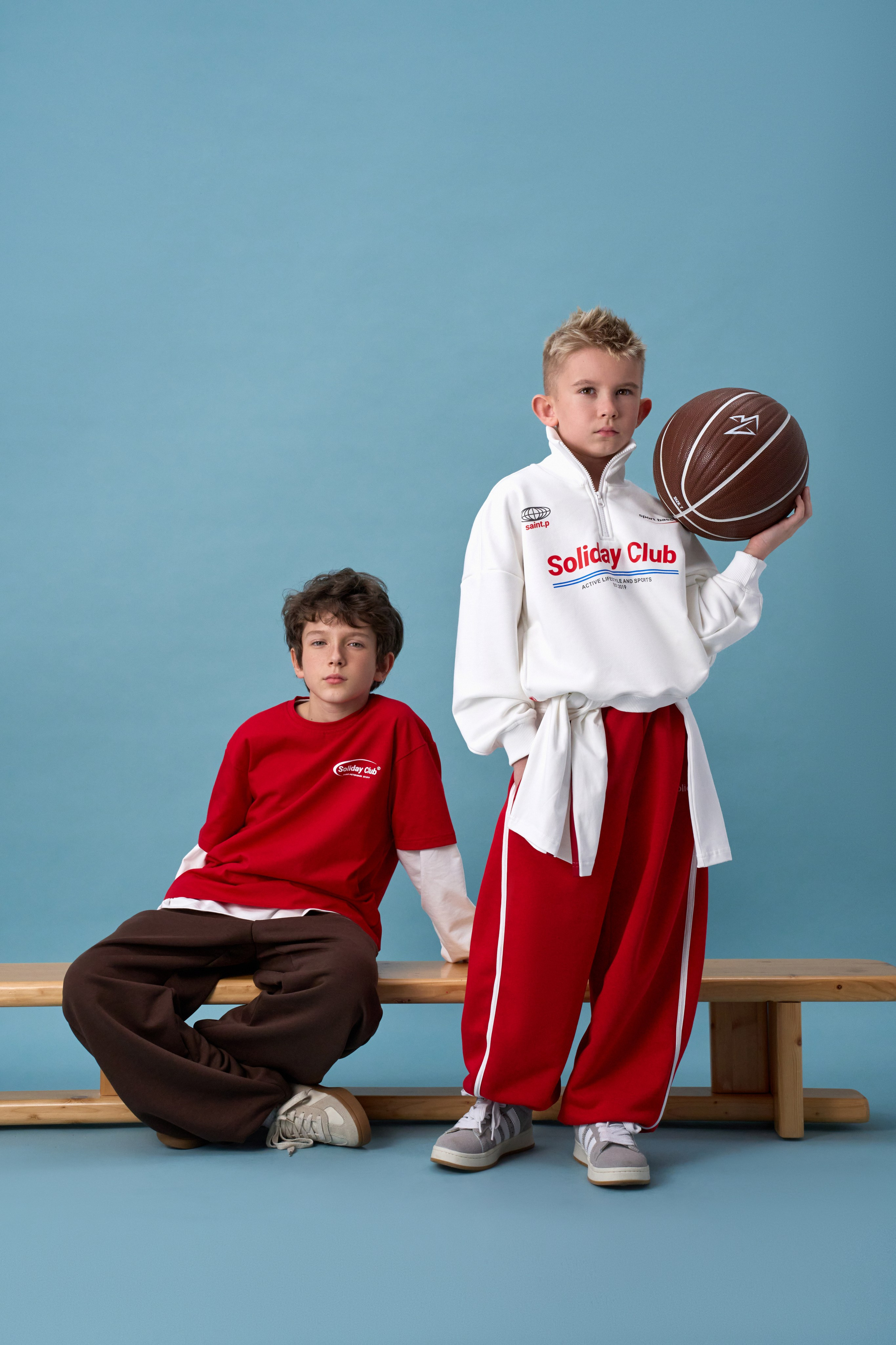 VINTAGE FAMILY CLUB. Creative Fashion Photographer & Art Director