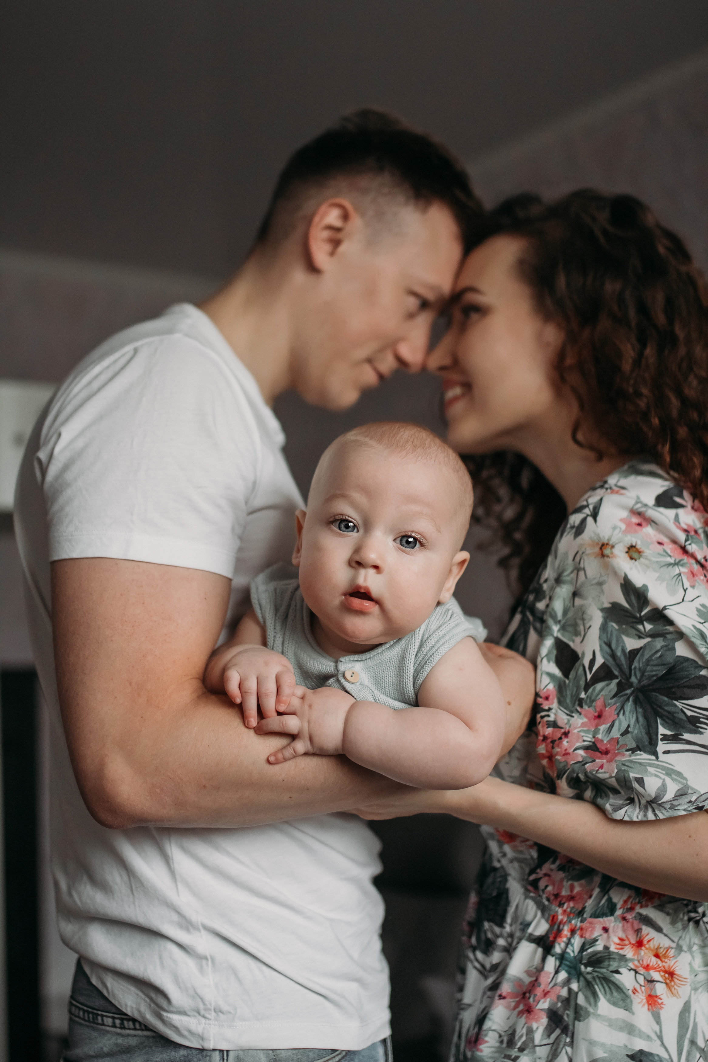 Домашняя фотосессия с малышом. Семейный фотограф Екатеринбург Черепанова Олеся