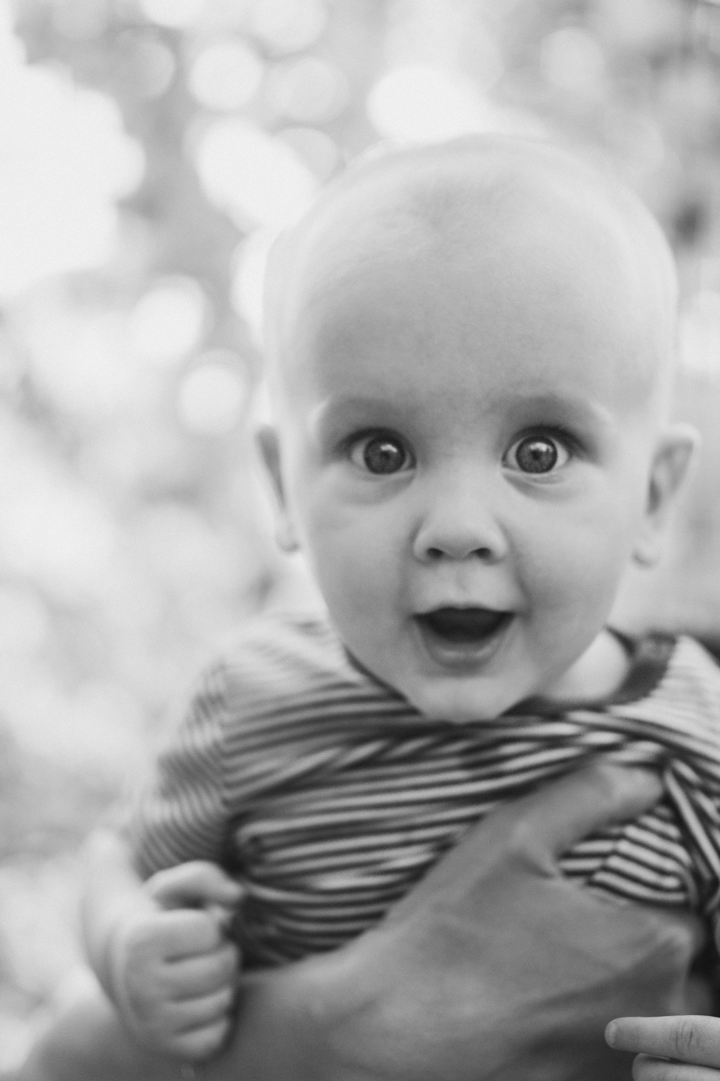 Съемка в цветущих яблонях. Семейный фотограф Екатеринбург Черепанова Олеся