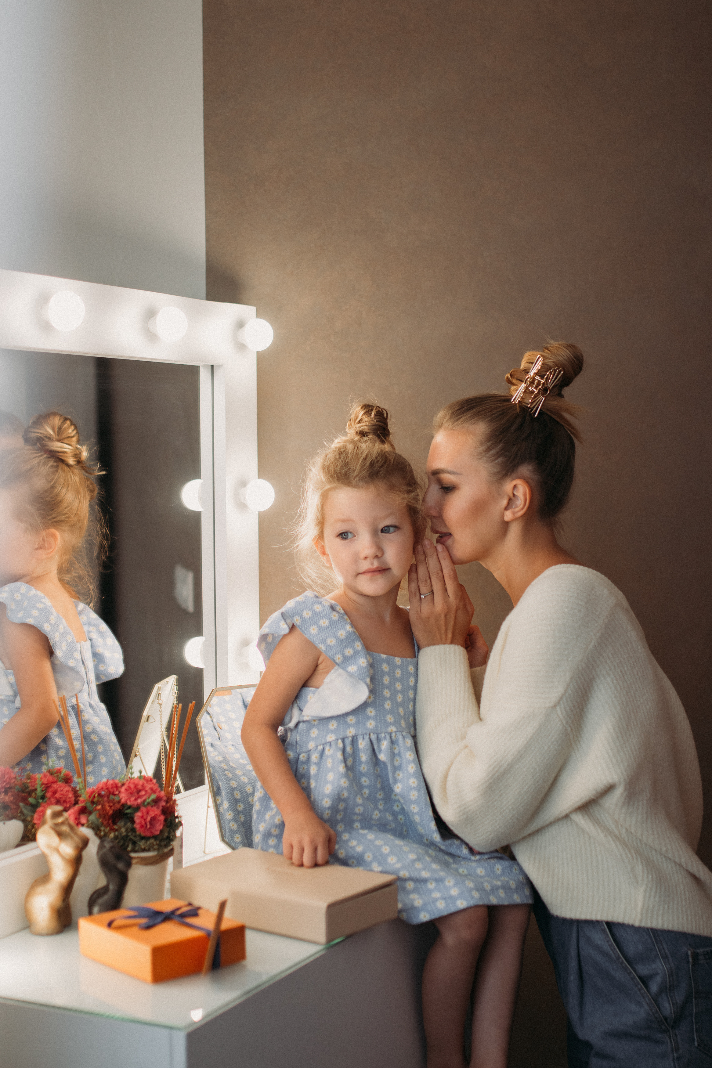 Съемка дома мамы и дочки. Семейный фотограф Екатеринбург Черепанова Олеся