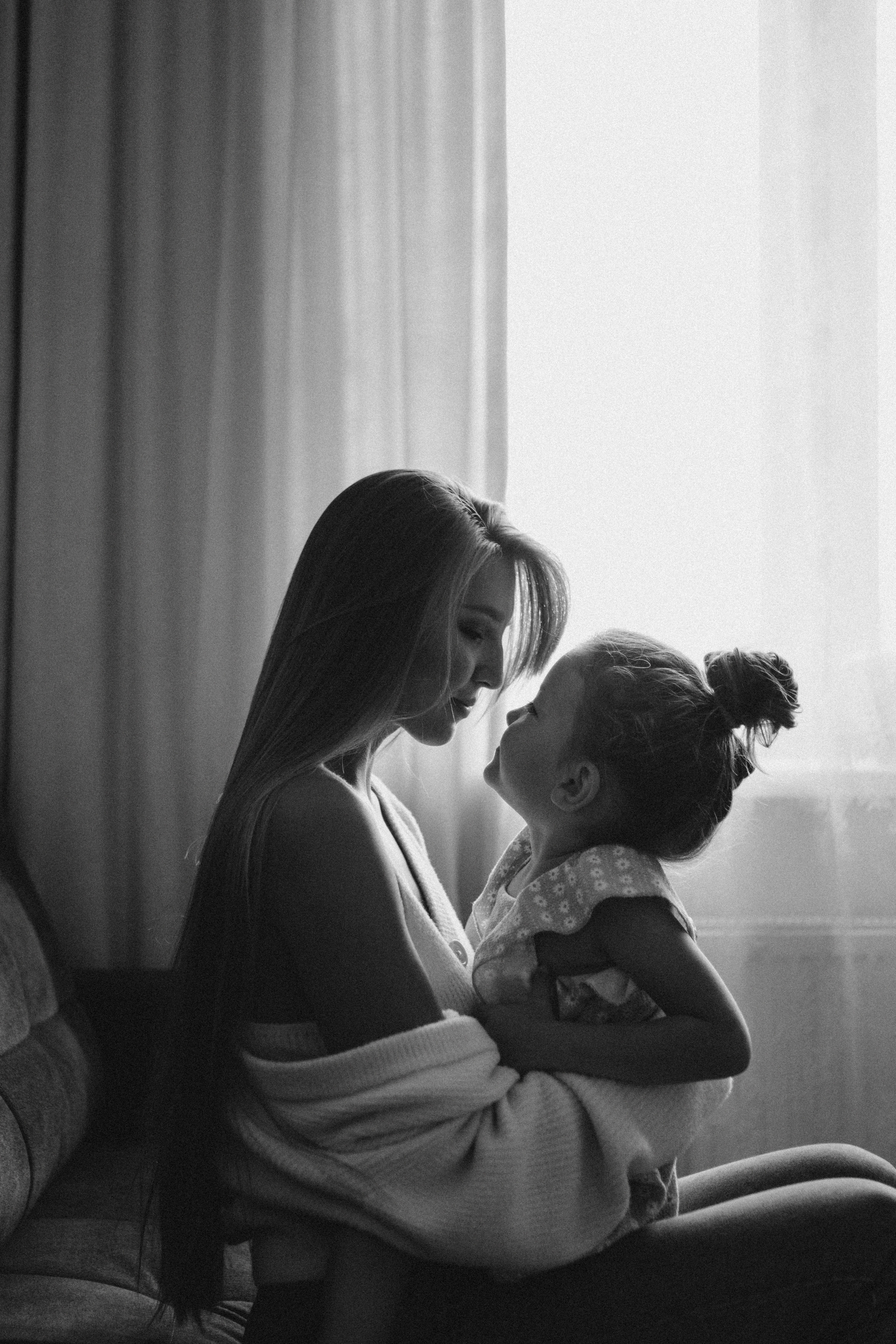 Съемка дома мамы и дочки. Семейный фотограф Екатеринбург Черепанова Олеся