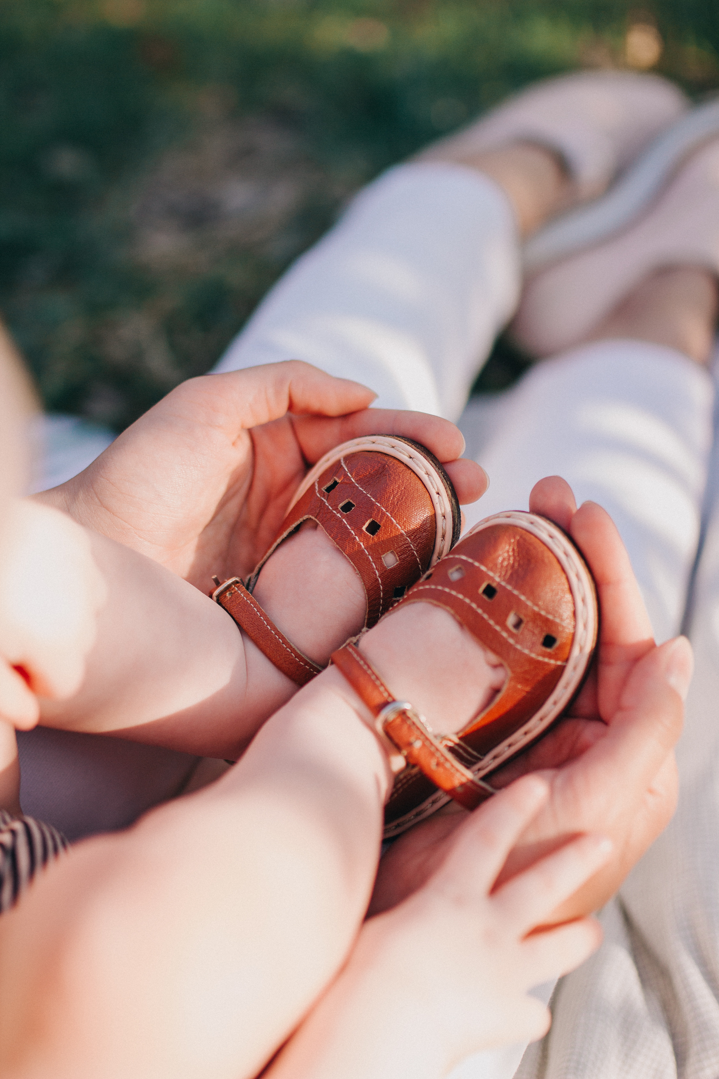 Съемка в цветущих яблонях. Семейный фотограф Екатеринбург Черепанова Олеся