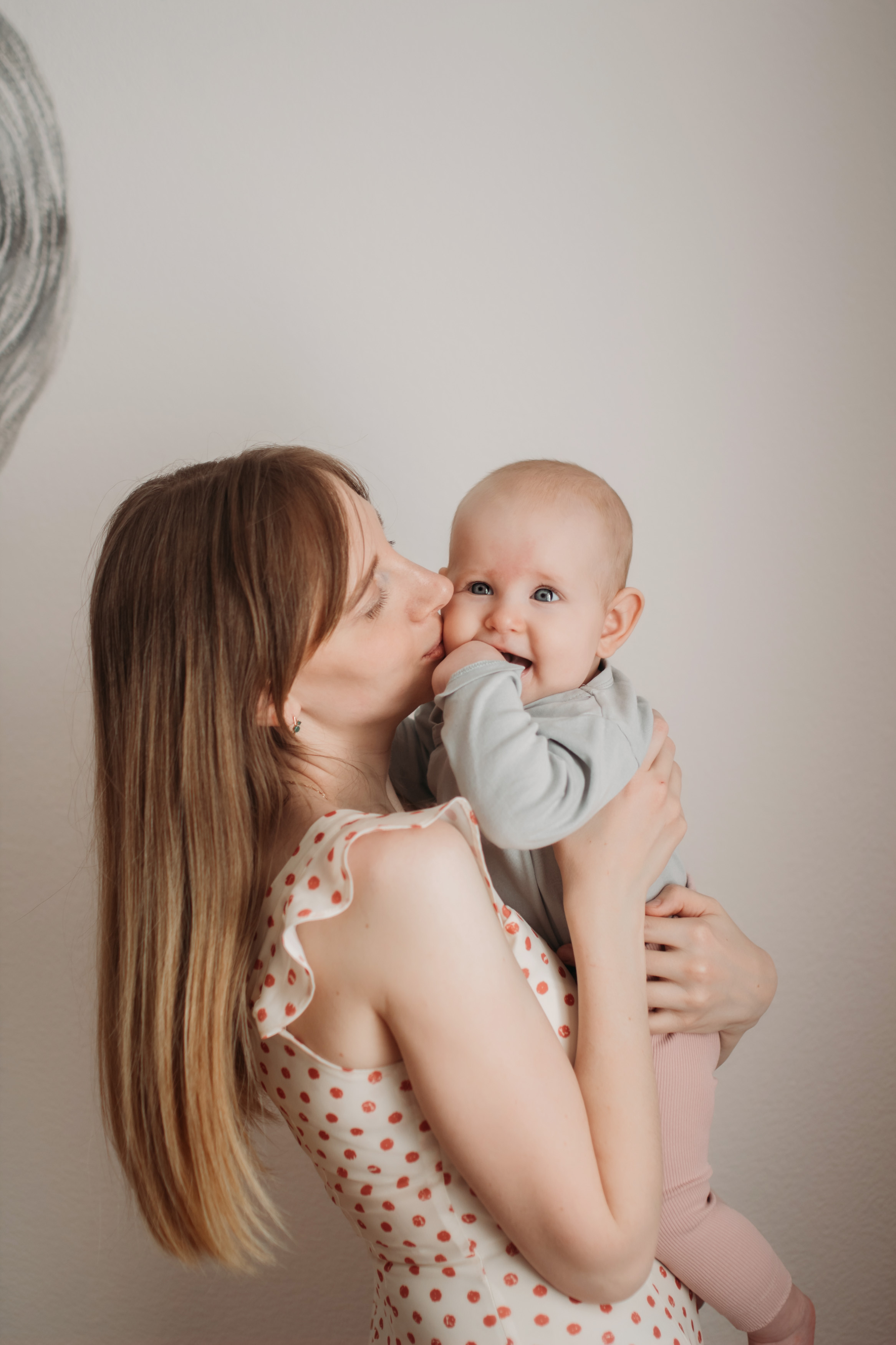 Фотосессия дома с малышом. Семейный фотограф Екатеринбург Черепанова Олеся