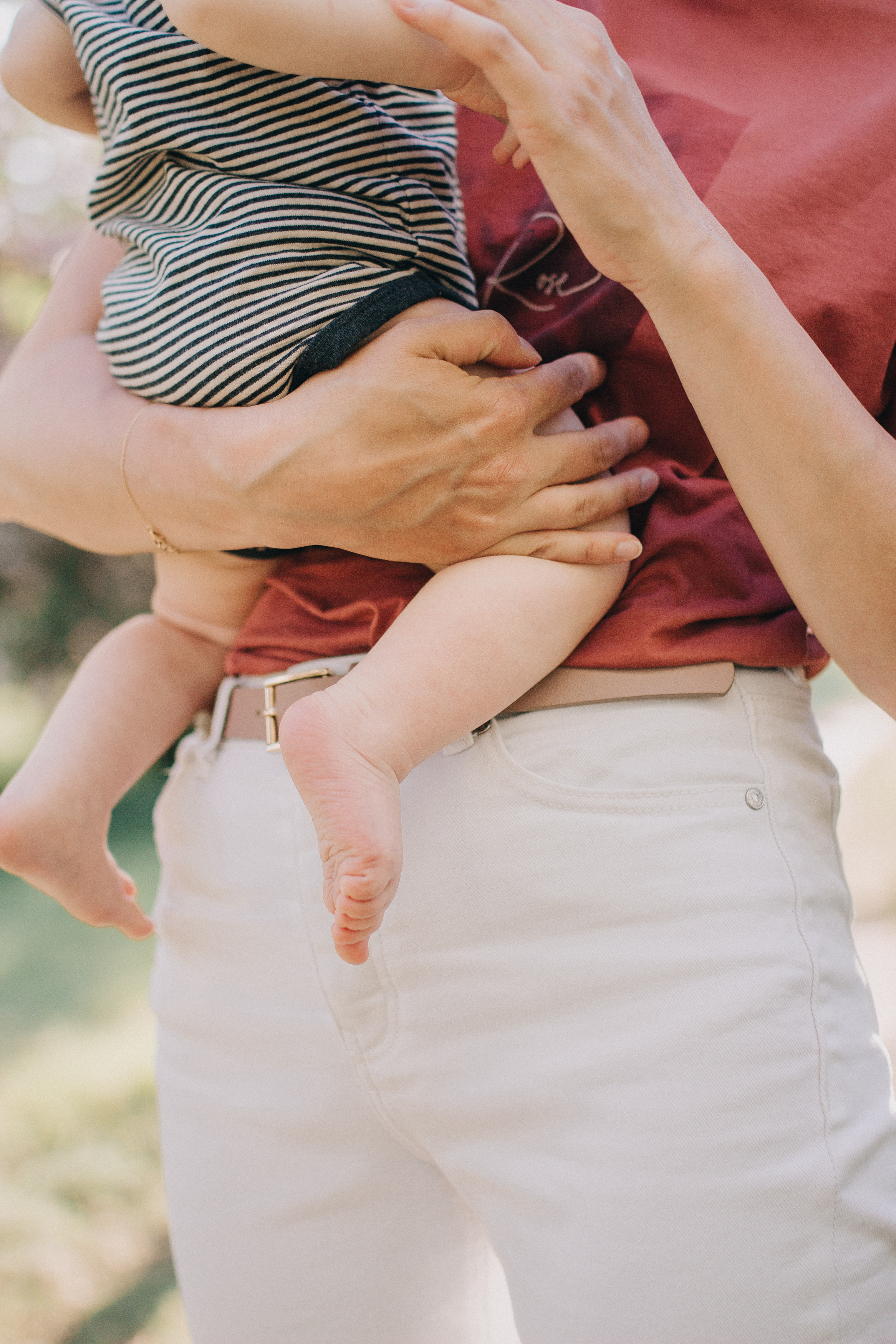 Съемка в цветущих яблонях. Семейный фотограф Екатеринбург Черепанова Олеся