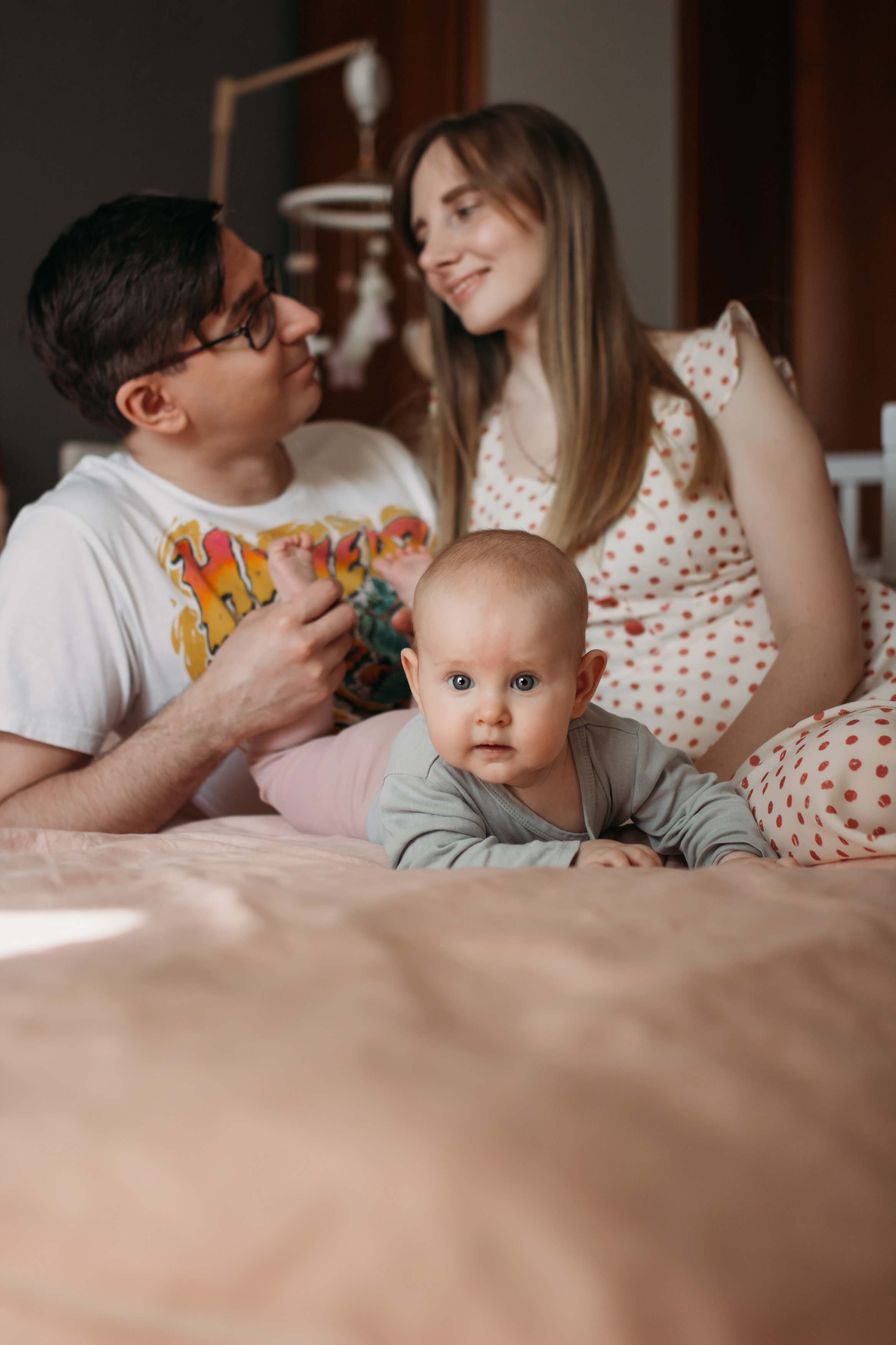 Фотосессия дома с малышом. Семейный фотограф Екатеринбург Черепанова Олеся