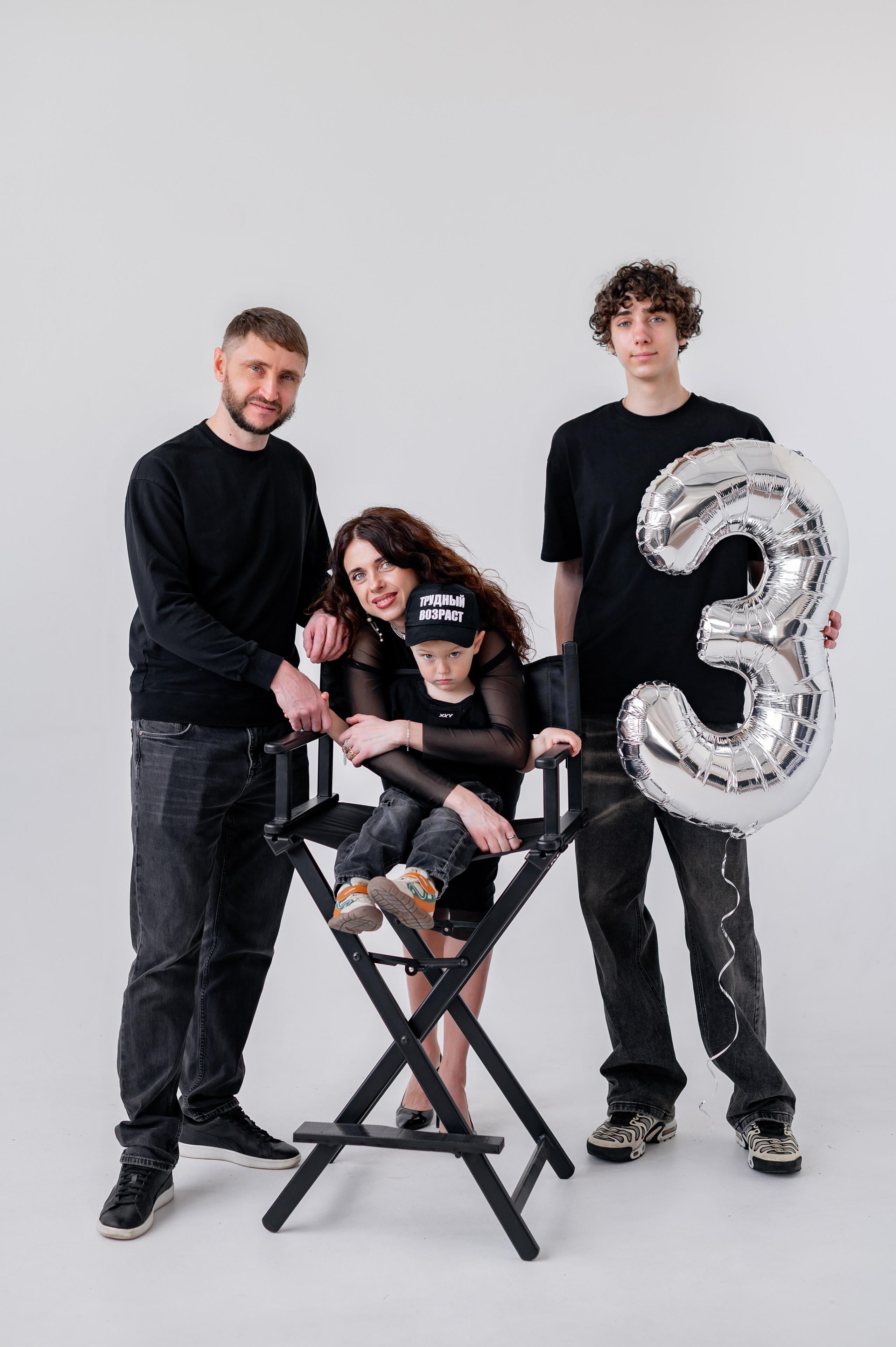 Саша Маша Гриша и Максим. Фотограф Татьяна Иванчикова