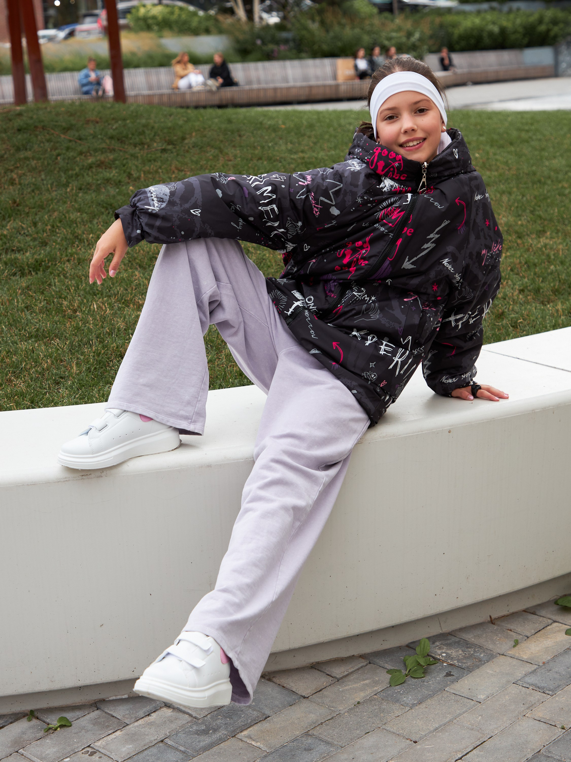 Фотосъемка детских курток Екатеринбург Wildberries ВБ Ozon Озон фотосессия детей Екб заказать цена фотосъемка товара WB верхняя одежда дети. Фотограф Екатеринбург Анастасия Жерновская | Маркетплейсы и нейрофото