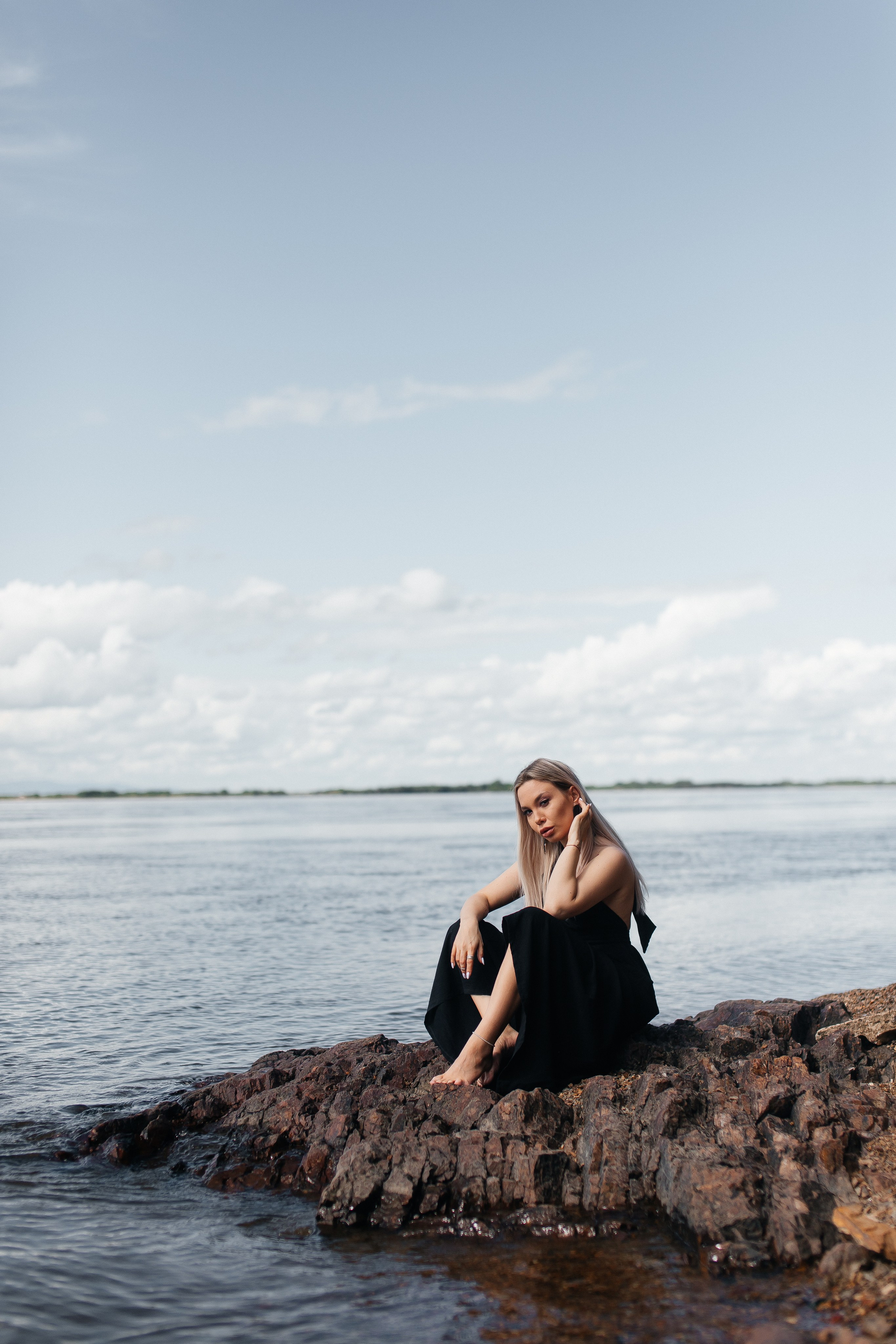 Босиком по скалам. Свадебный и семейный фотограф в Санкт-Петербурге