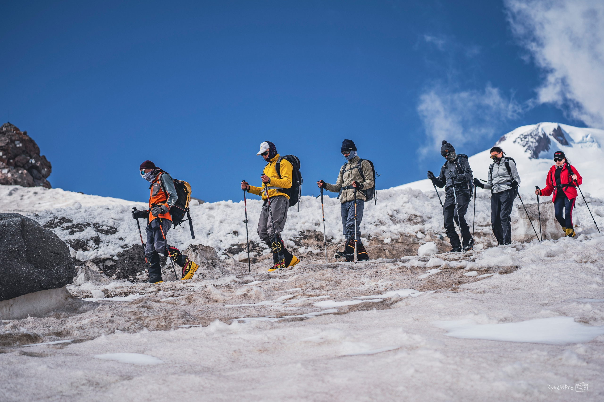 Восхождение на Эльбрус 26 августа 2023 Стремление. Репортажный фотограф в Краснодаре Рындин Дмитрий