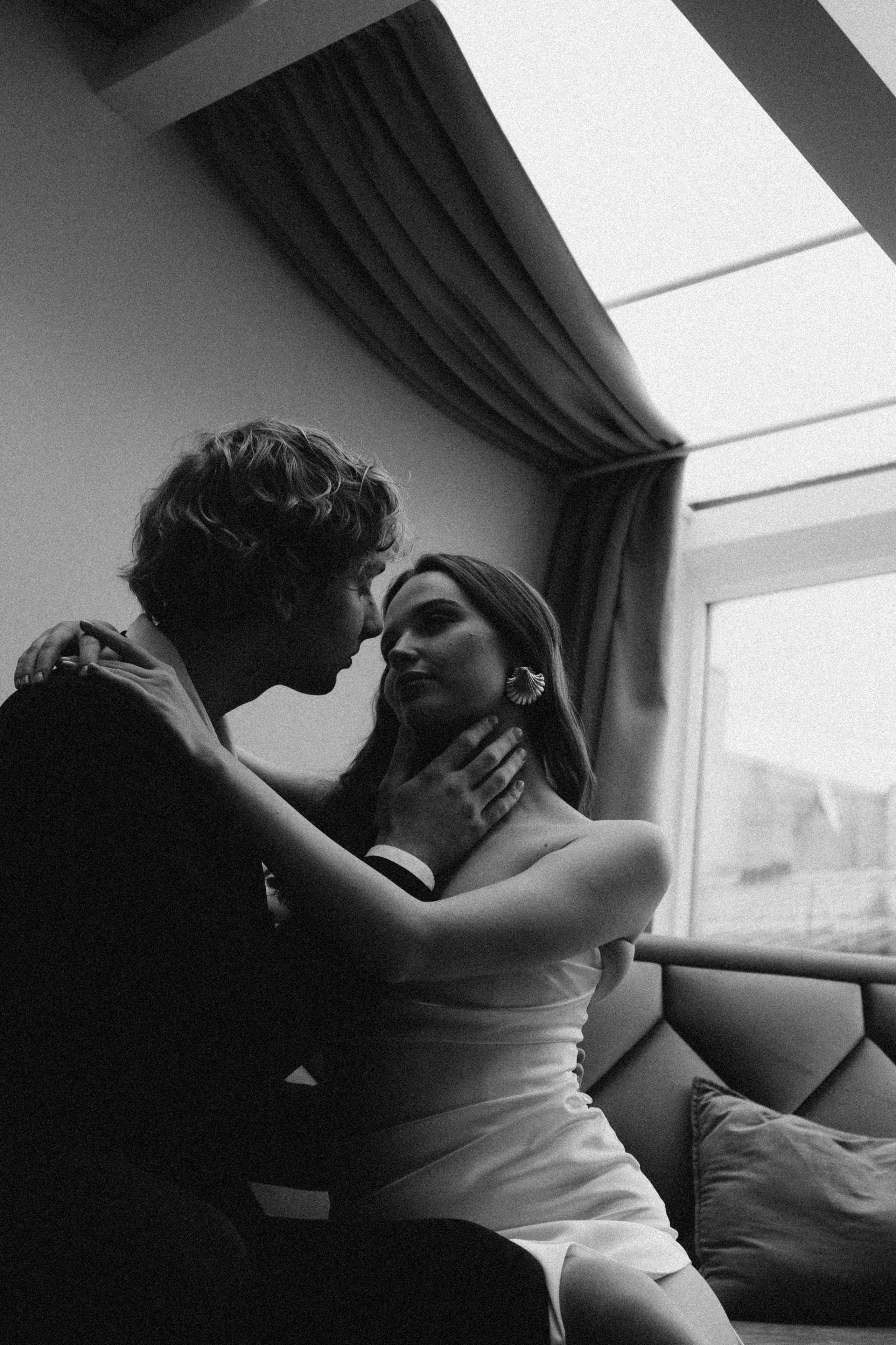 СВАДЕБНАЯ СЬЕМКА В ОТЕЛЕ. СБОРЫ ЖЕНИХА И НЕВЕСТЫ И ТАКЖЕ ТОР И ПОДГОТОВКА К ПРОГУЛКЕ. Профессиональный фотограф, Санкт-Петербург — Виктория Богомолова