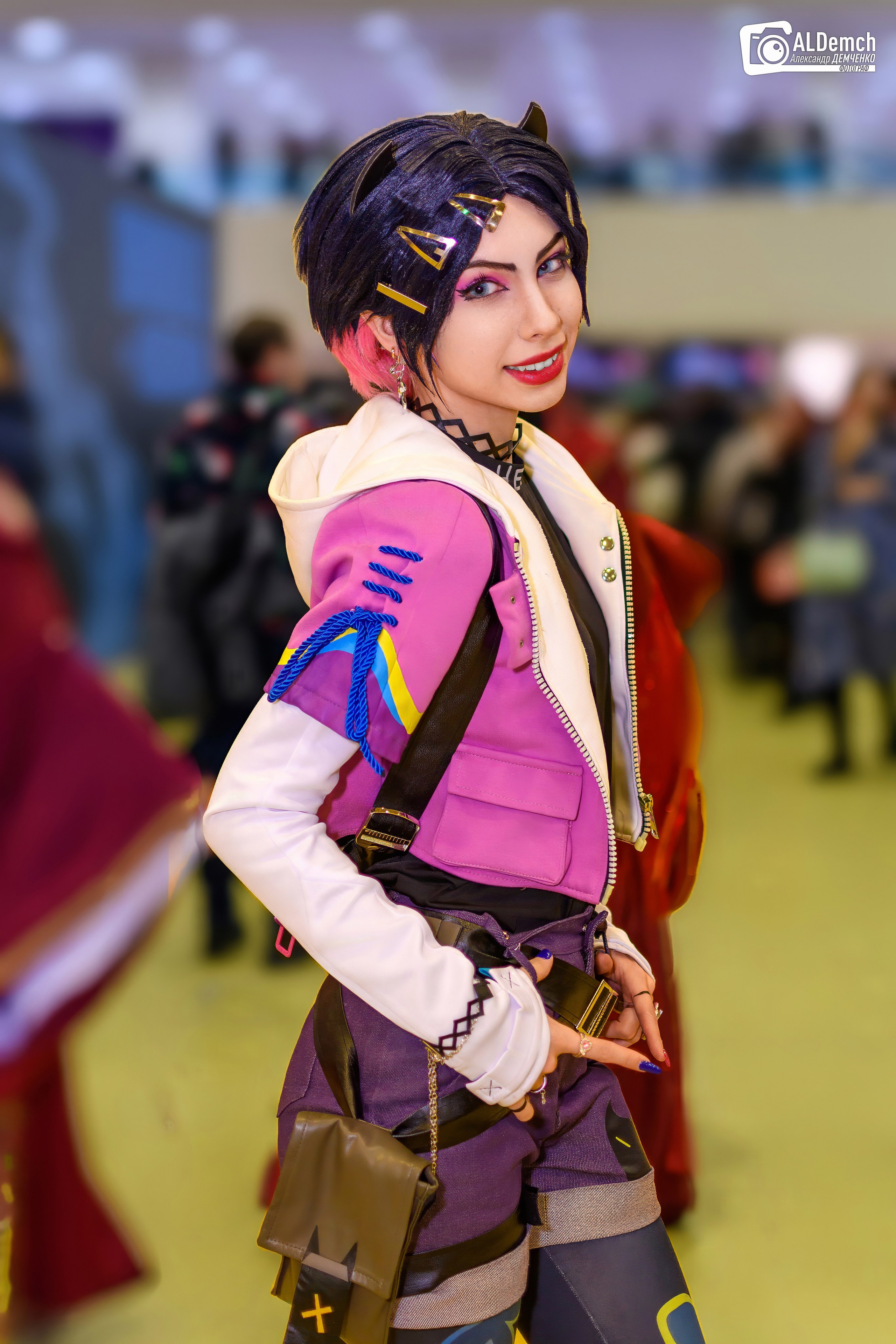 Аниме картинки персонажей и косплей фото в России Москве