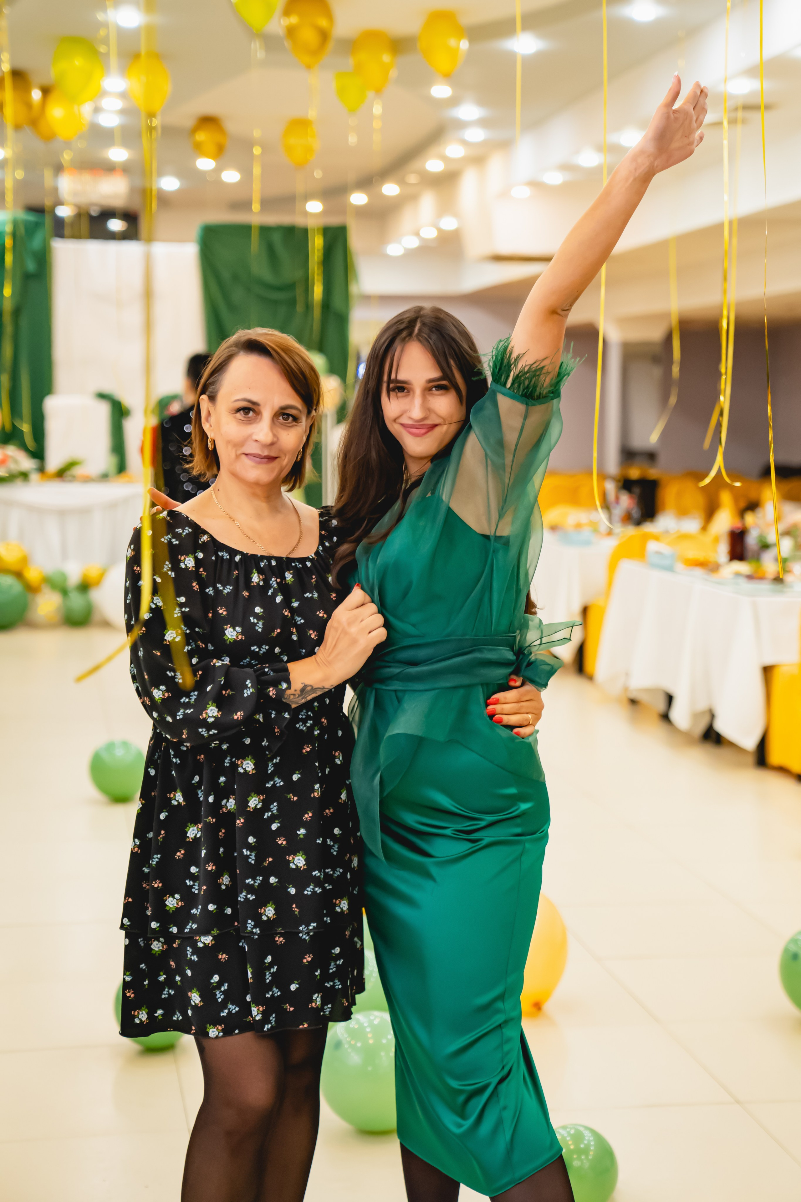 Осенняя Свадьба 2024. Занимаюсь профессиональной фотографией и живу рядом с Байкалом. Работаю в разных жанрах