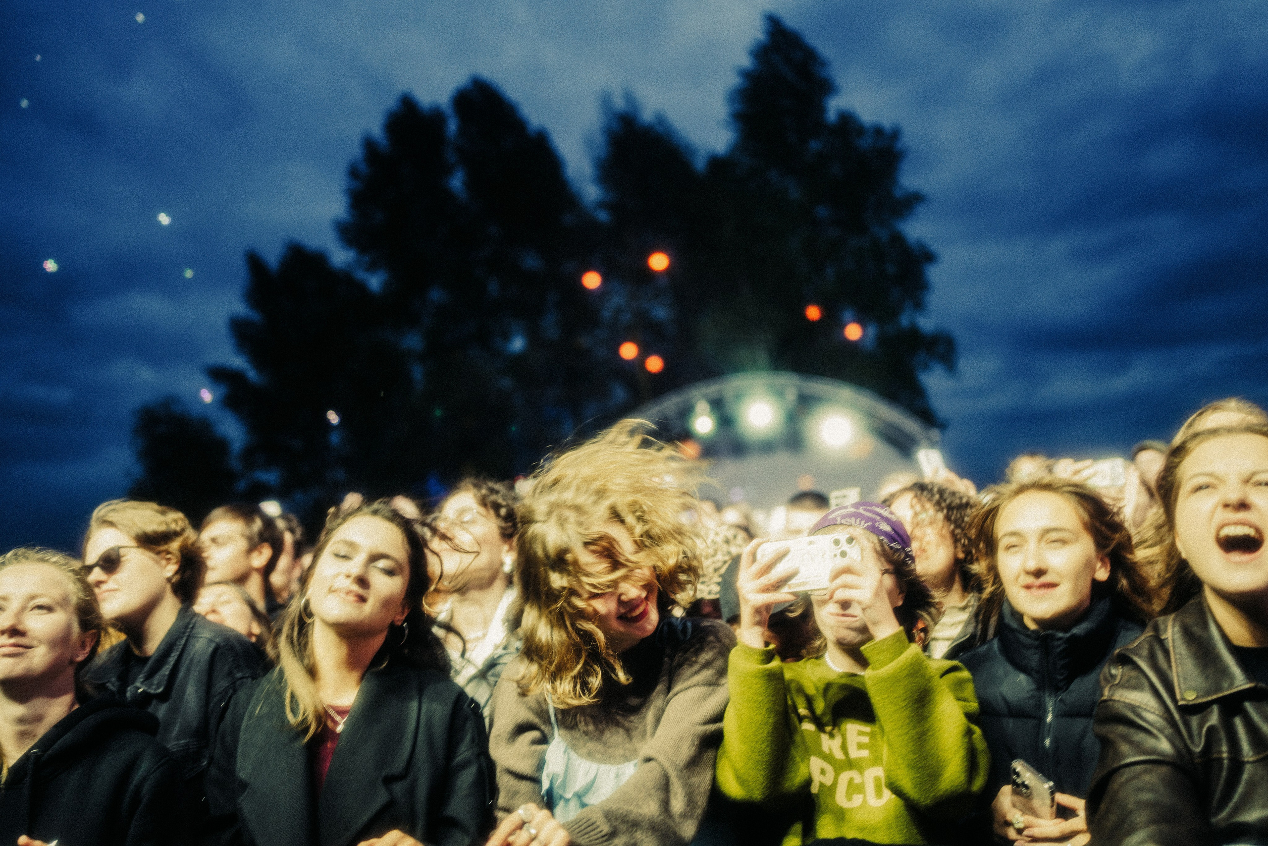 Антон тут рядом. Свадебный фотограф в Санкт-Петербурге Марина Фесенко