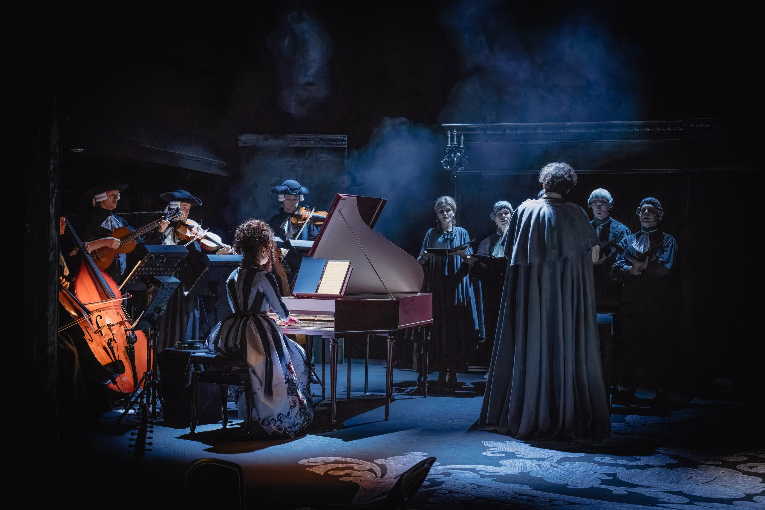 Театр Терезы Дуровой: Моцарт и Сальери. Сайт фотографа Сергея Абрамова