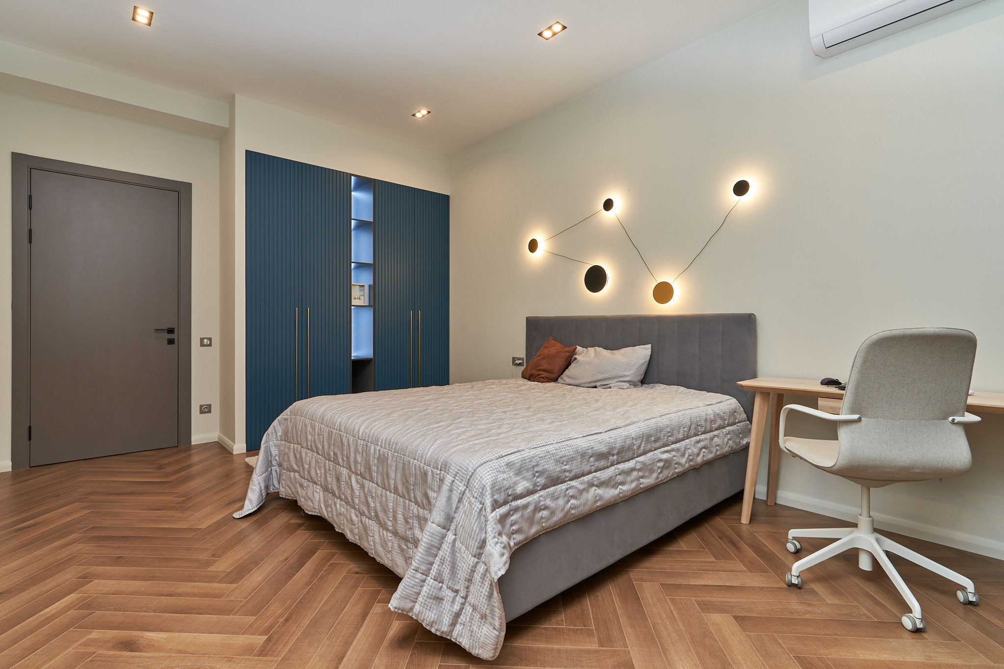 Современный коттедж в Бесагаш. Профессиональный фотограф в Алматы — Константин Чернобаев