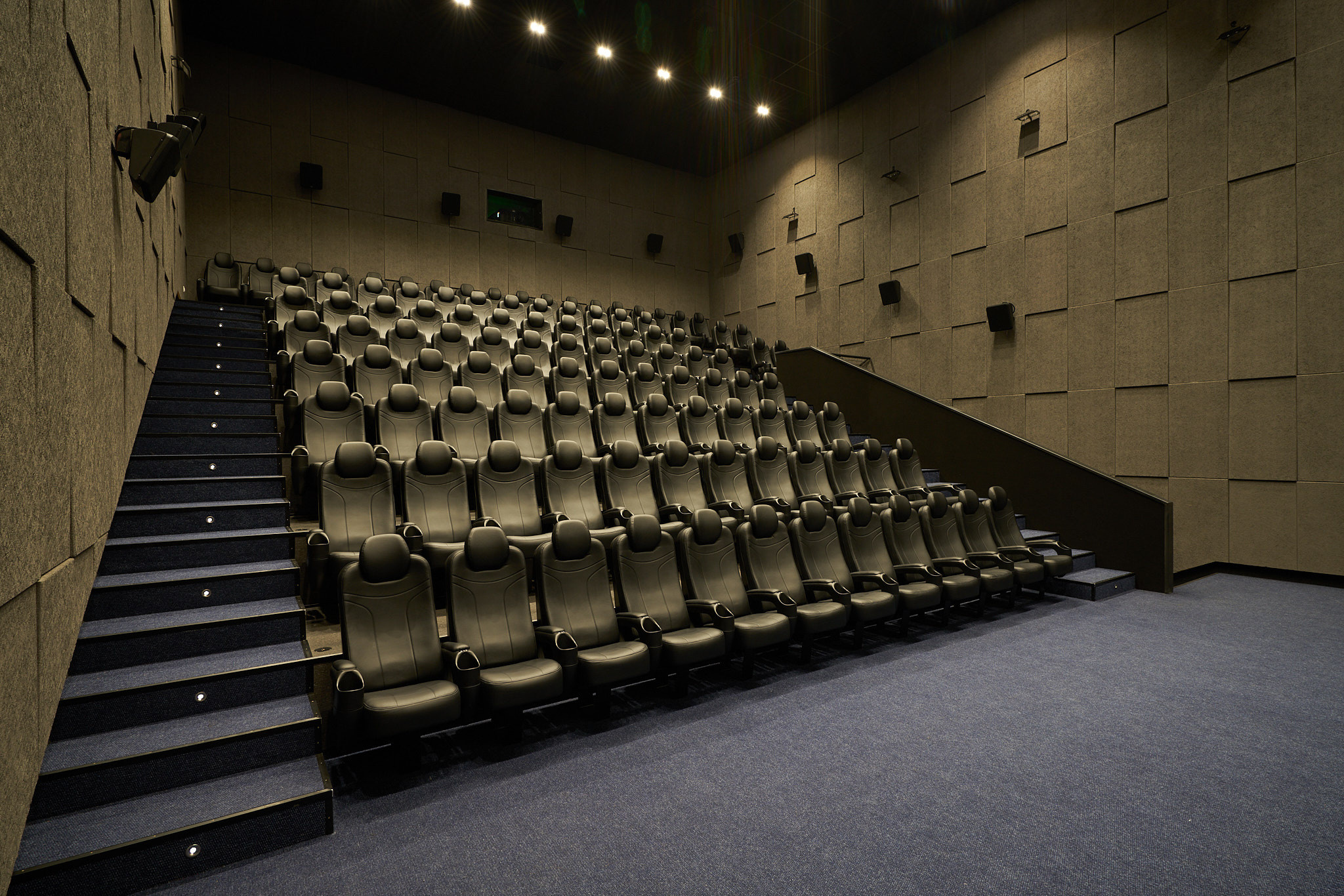 Kinopark в ТЦ «Forum». Профессиональный фотограф в Алматы — Константин Чернобаев