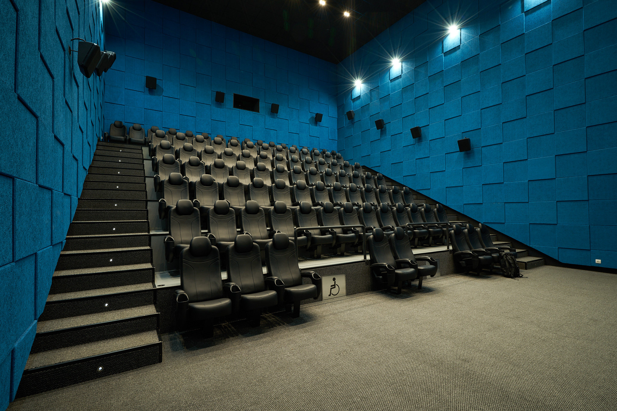 Kinopark в ТЦ «Forum». Профессиональный фотограф в Алматы — Константин Чернобаев