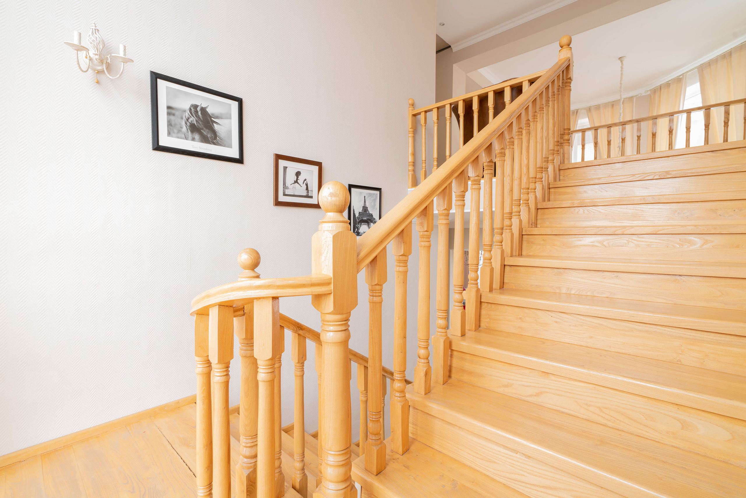 Коттедж в Алатау. Профессиональный фотограф в Алматы — Константин Чернобаев