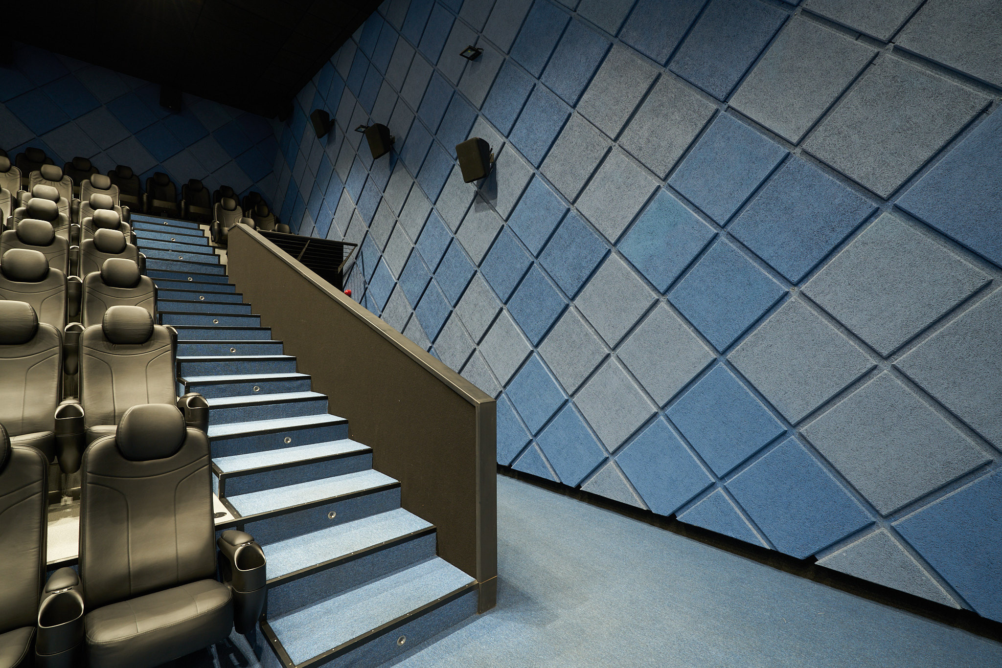 Kinopark в ТЦ «Forum». Профессиональный фотограф в Алматы — Константин Чернобаев