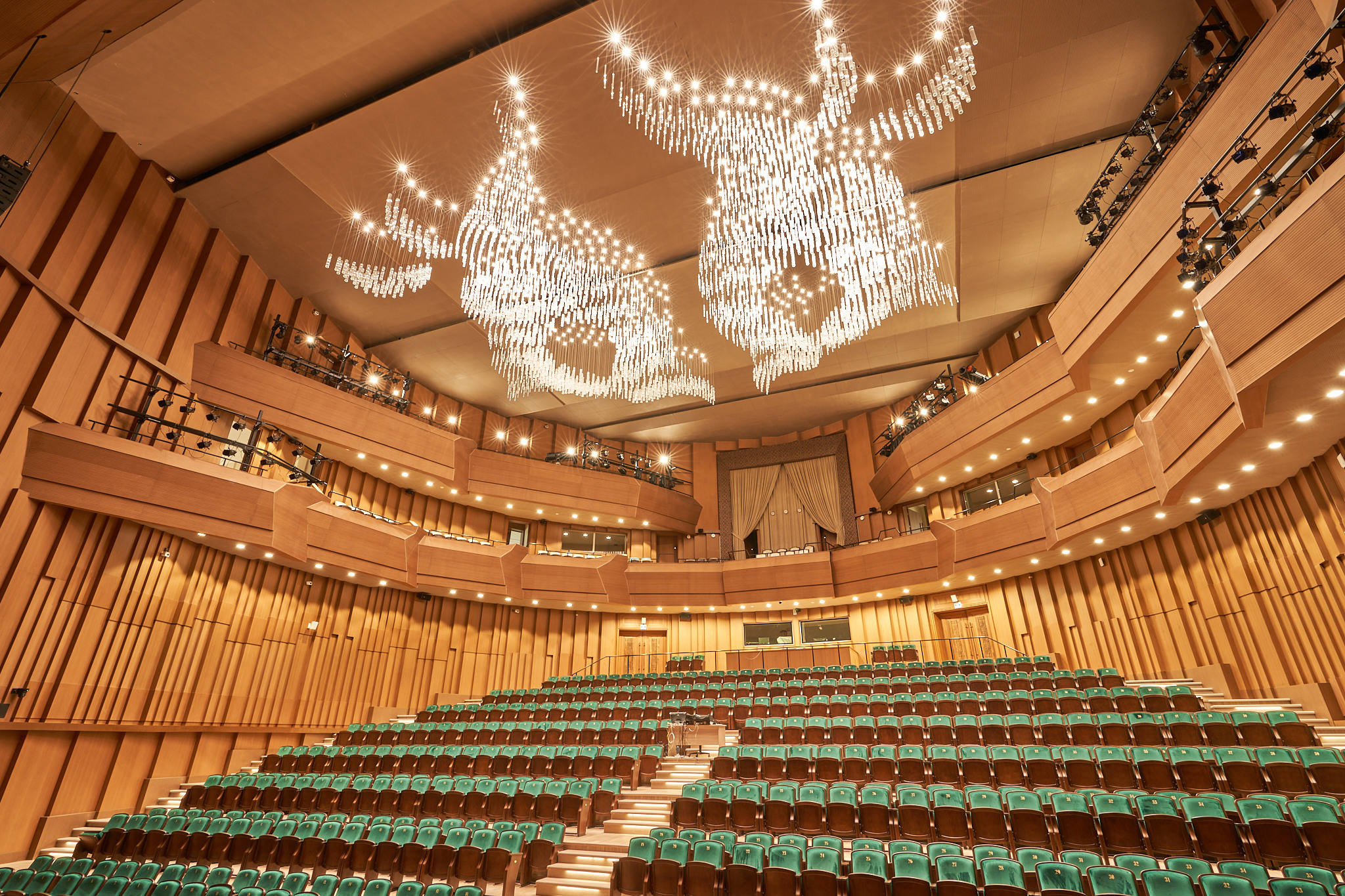 Almaty Theatre. Профессиональный фотограф в Алматы — Константин Чернобаев