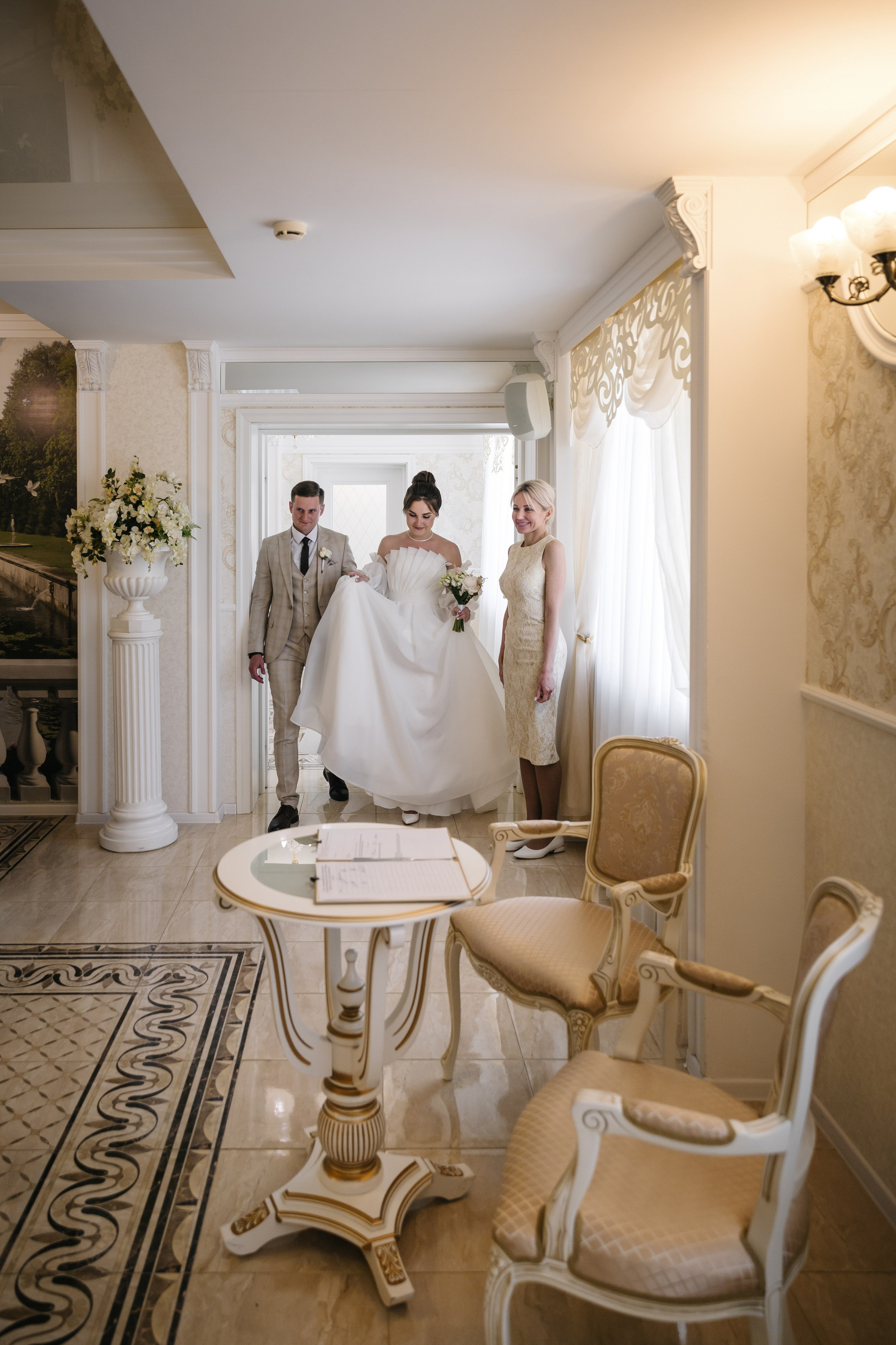 ДВОРЕЦ № 4 Петергоф | Июль, Нижний парк. Свадебный фотограф в Санкт-Петербурге Полина Корзухина