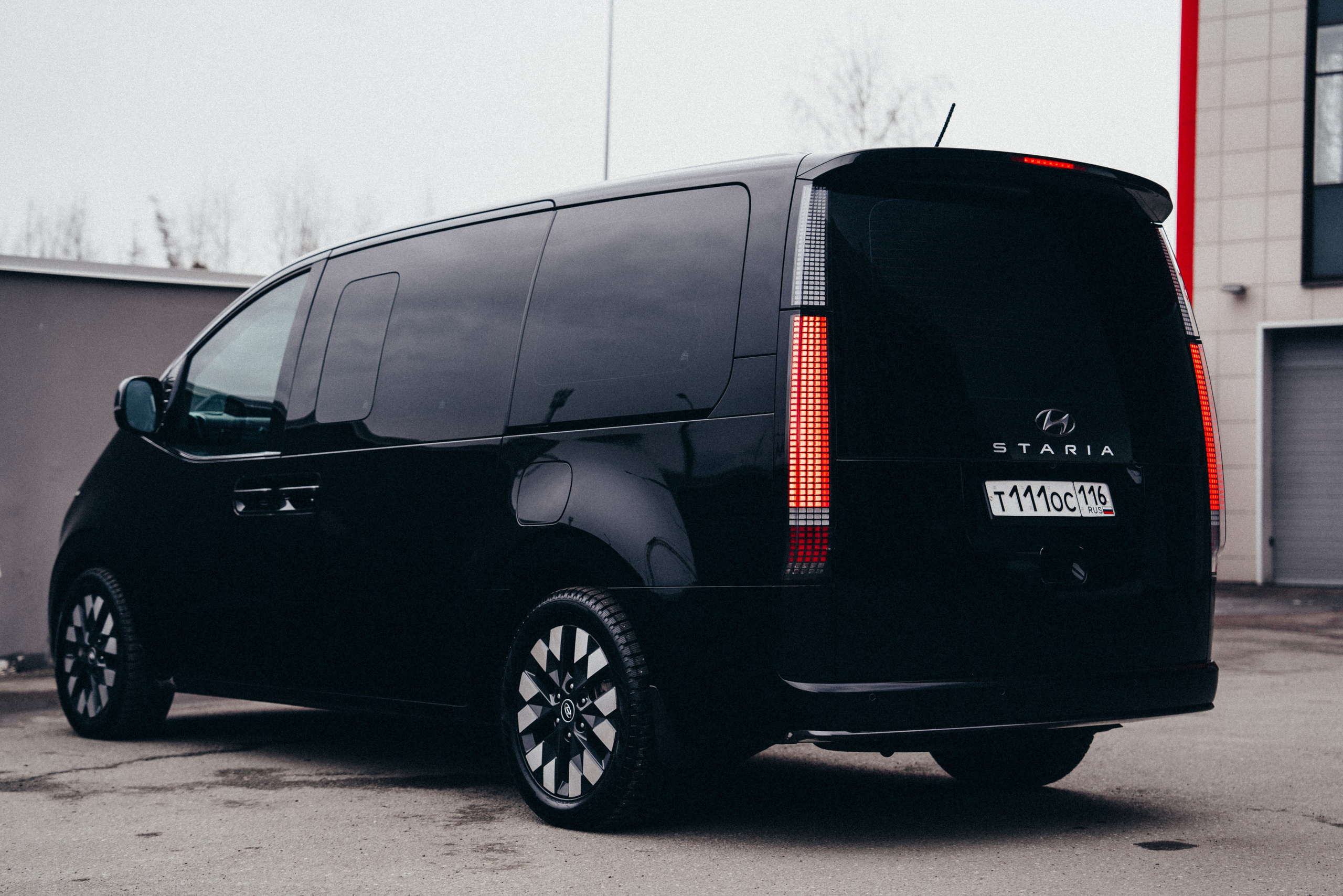 Hyundai Staria. Идеальные портреты для соцсетей — Фотограф Ленар