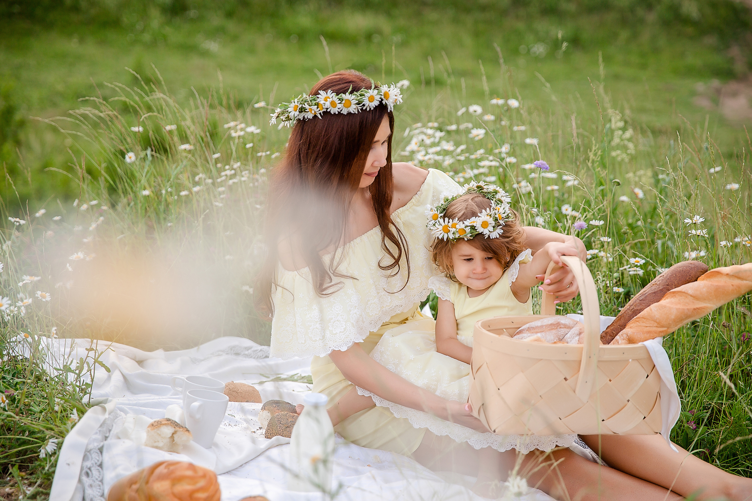 Фотосессия в ромашковом поле в Подмосковье. Семейный и детский фотограф в Москве Вера Ускова