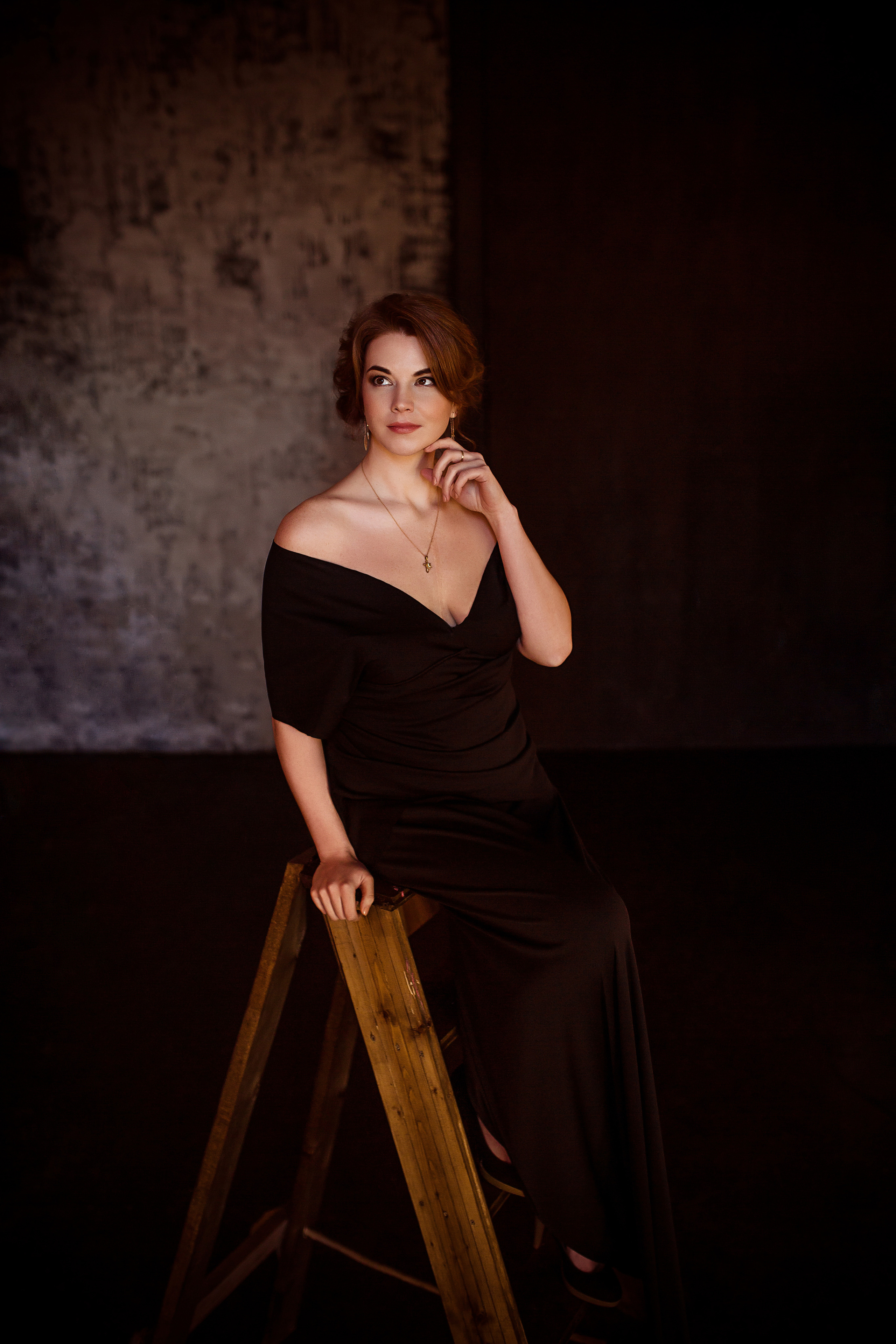 Женский портрет в фотостудии. Темный и светлый залы. Ольга. Семейный и детский фотограф в Москве Вера Ускова