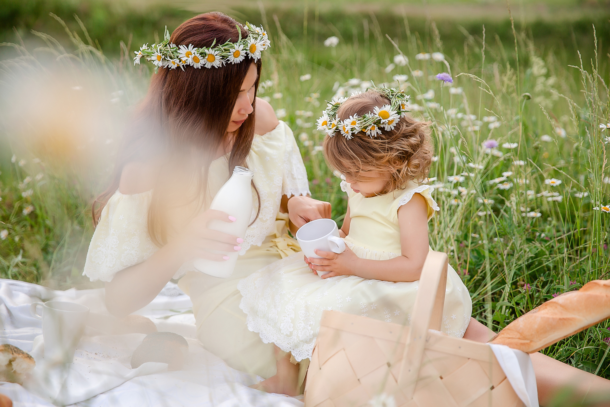 Фотосессия в ромашковом поле в Подмосковье. Семейный и детский фотограф в Москве Вера Ускова
