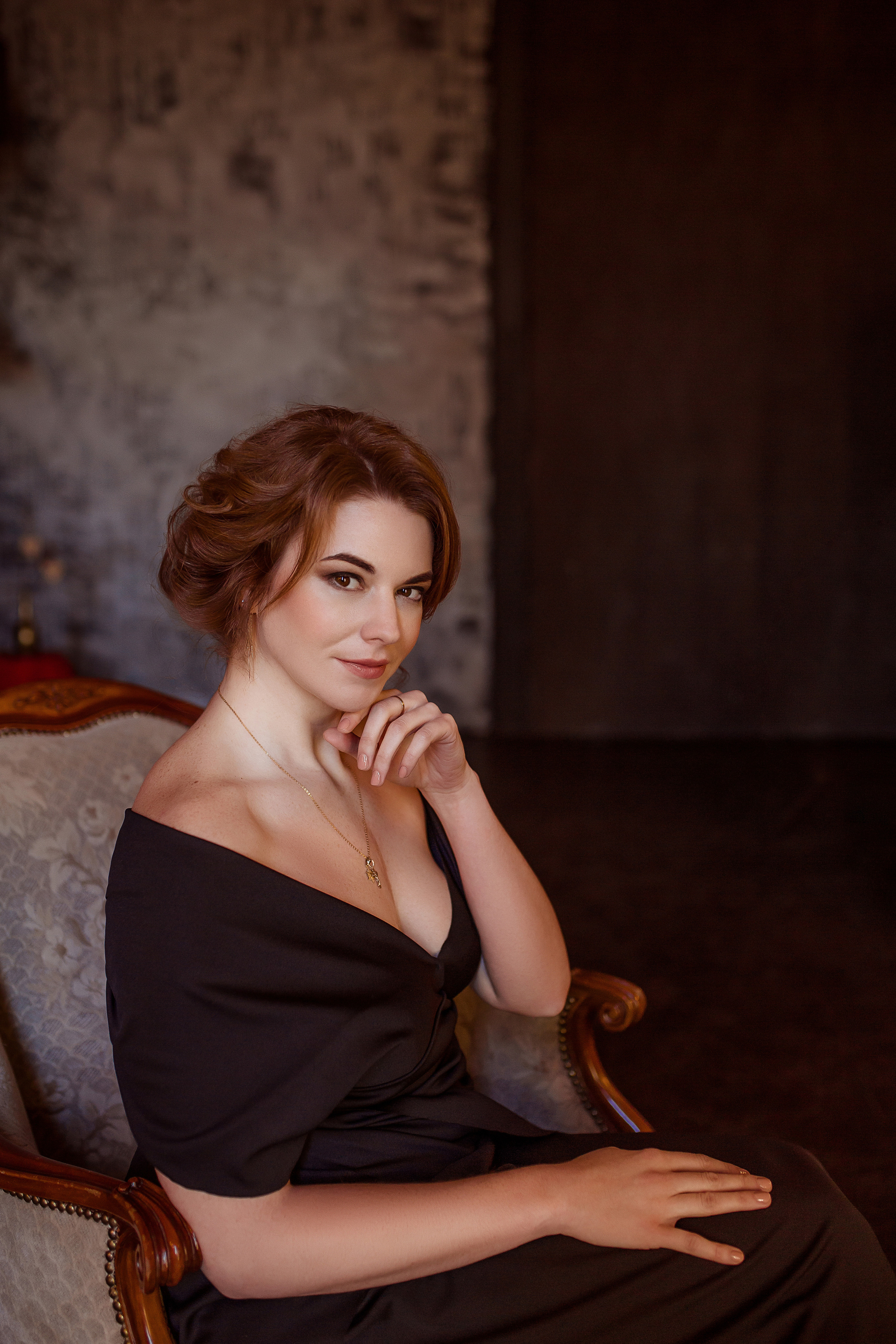 Женский портрет в фотостудии. Темный и светлый залы. Ольга. Семейный и детский фотограф в Москве Вера Ускова